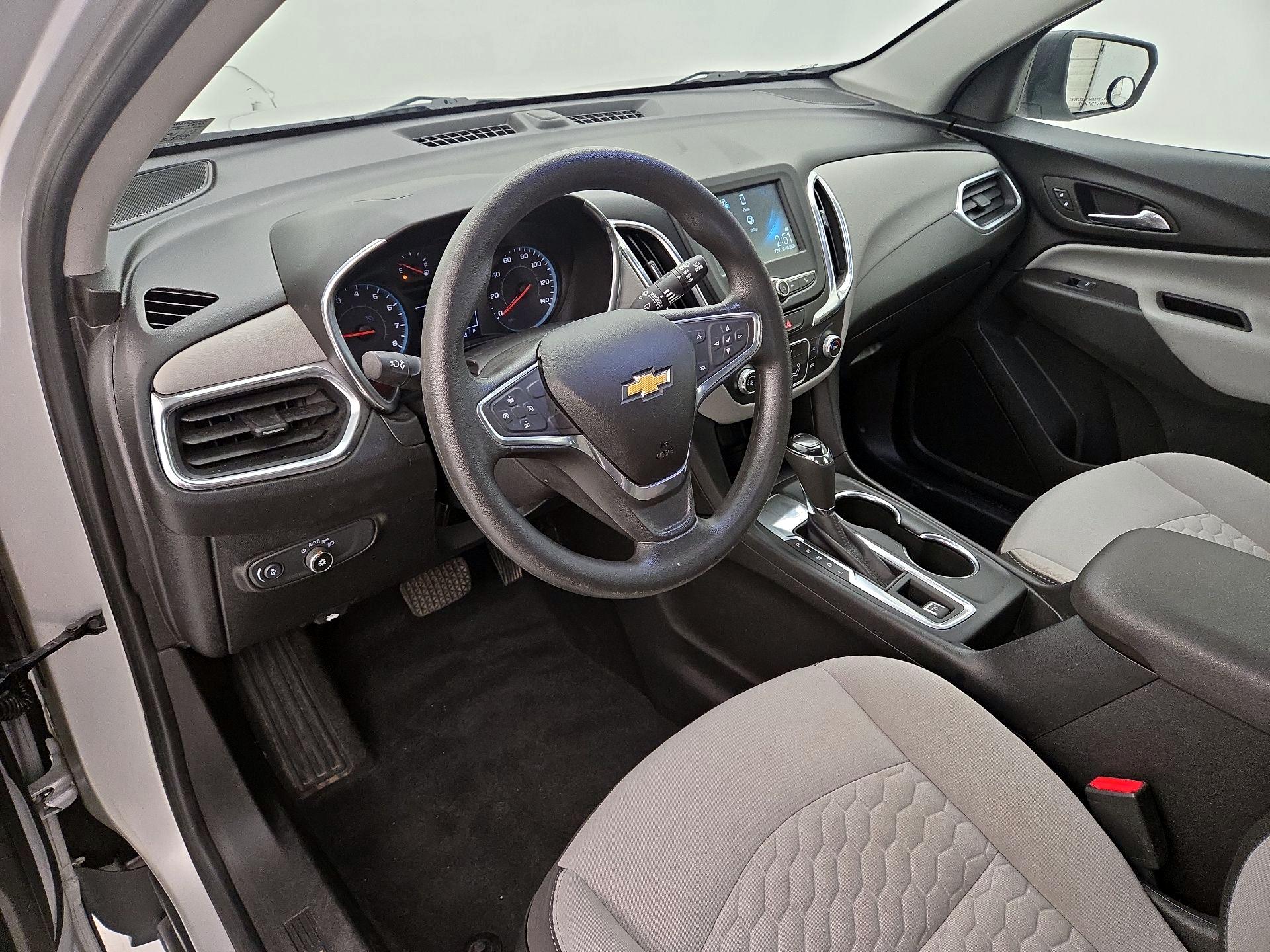 Thumbnail: 2018 Chevrolet Equinox - 11