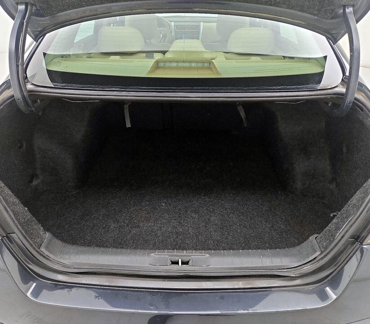 Trunk/Cargo (Seats Up)