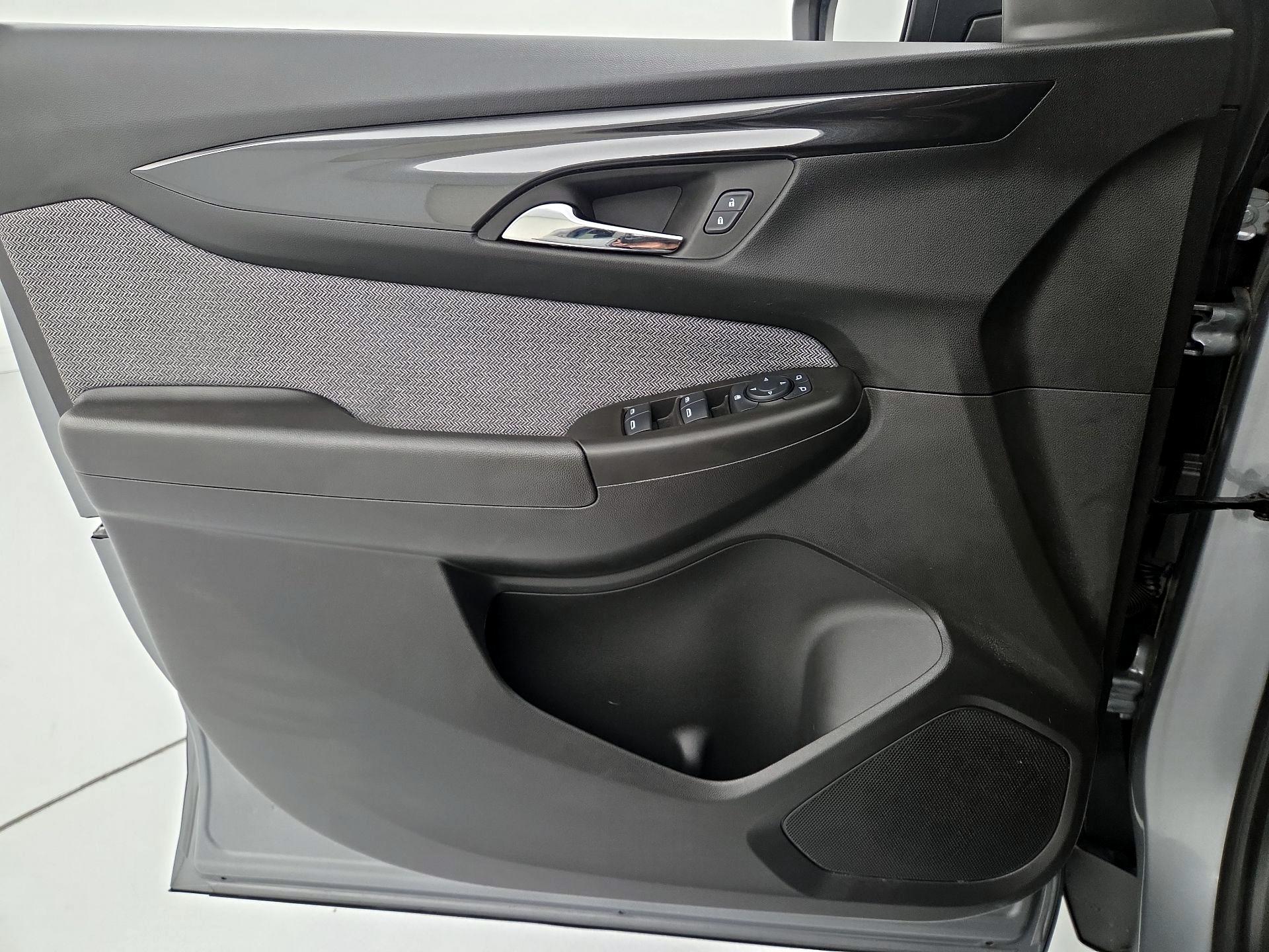 Thumbnail: 2025 Chevrolet TrailBlazer - 12