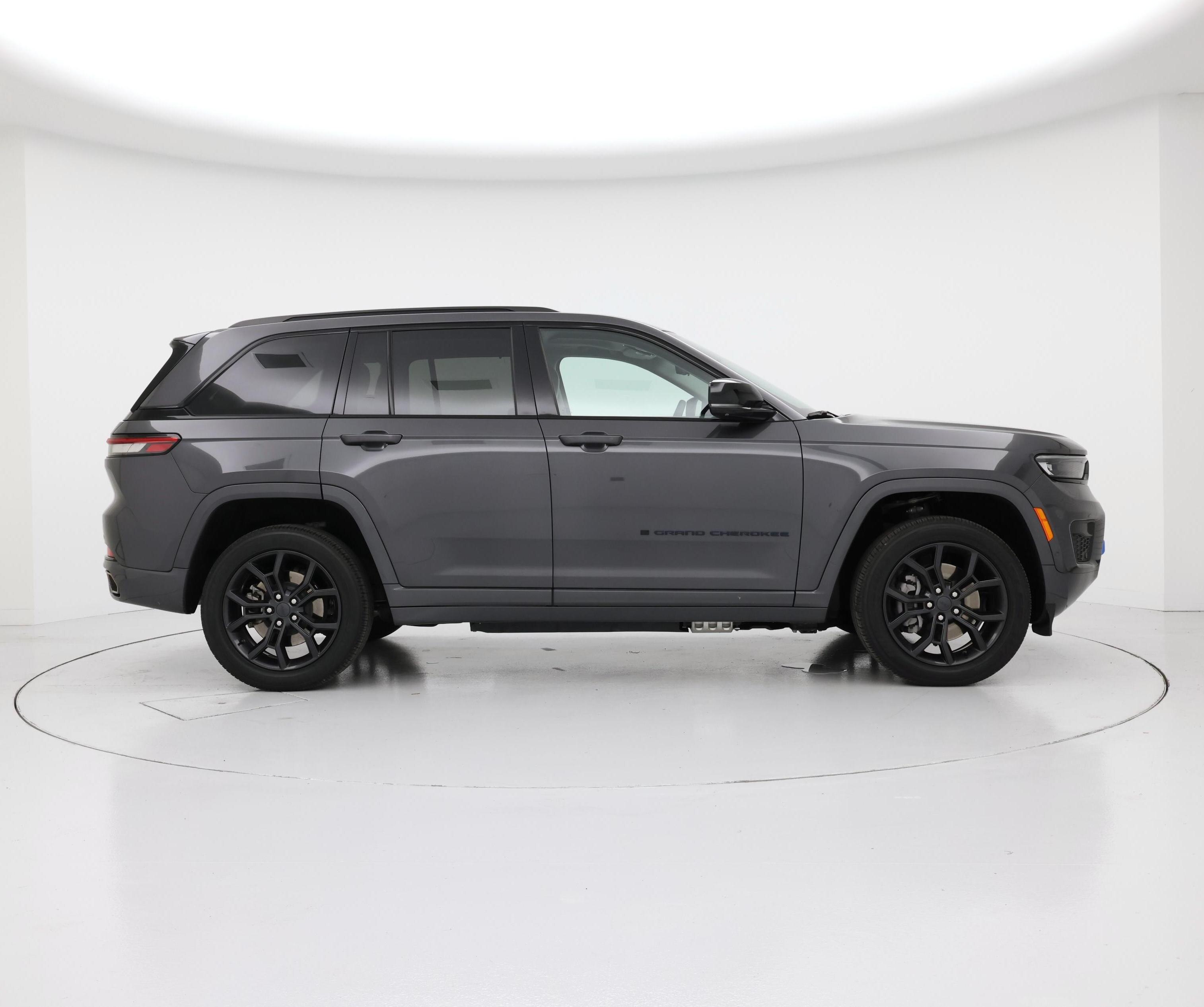 Thumbnail: 2024 Jeep Grand Cherokee - 7