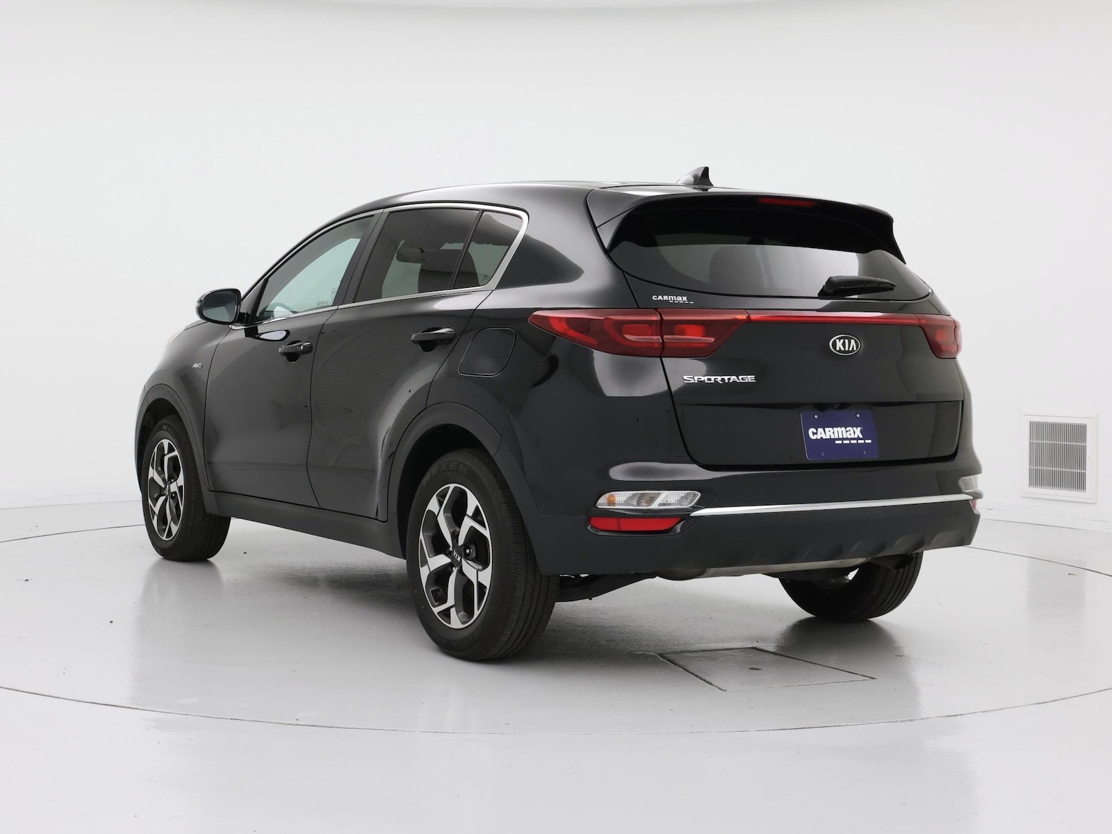 2021 Kia Sportage LX - Photo 3