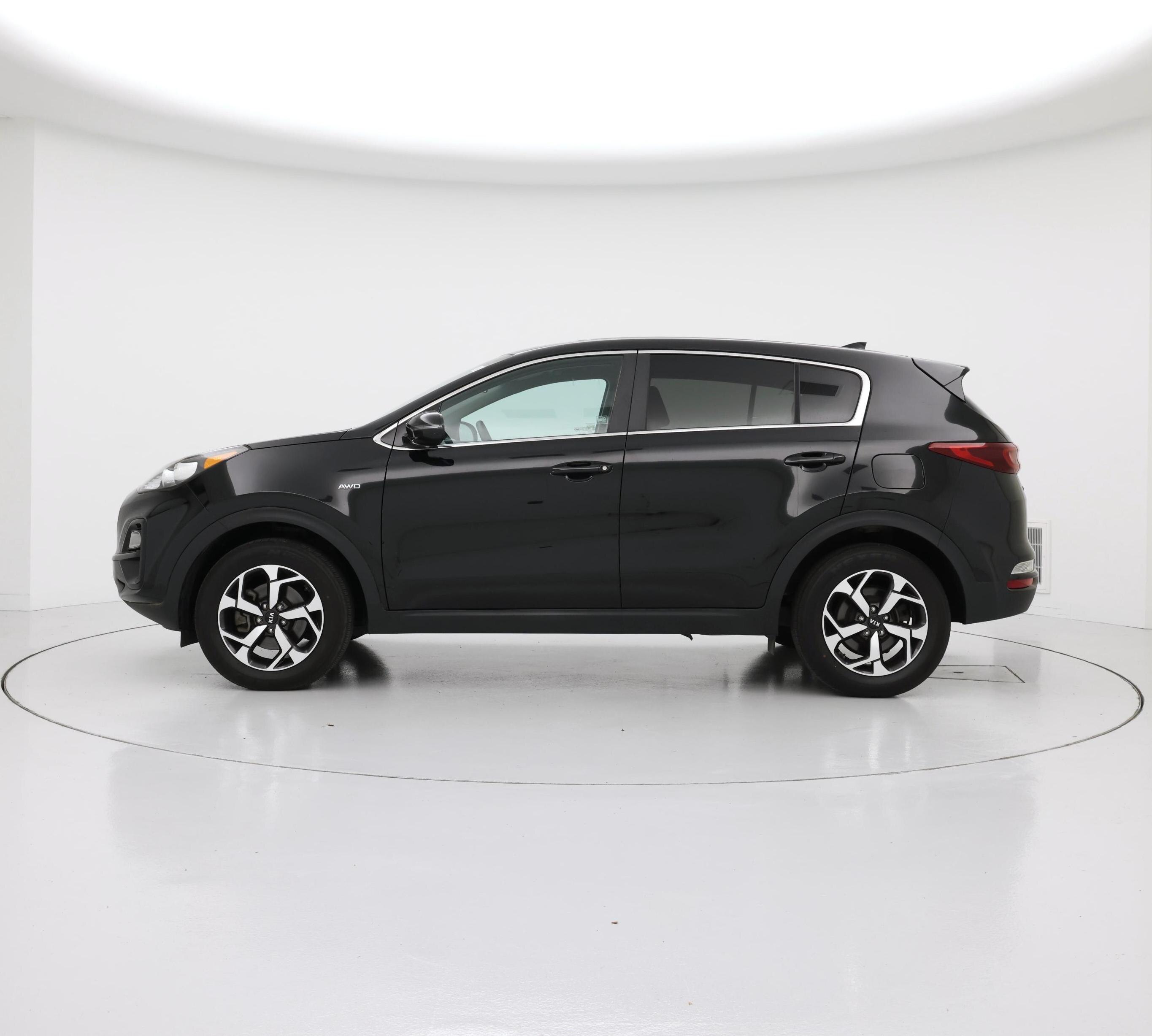 Thumbnail: 2021 Kia Sportage - 3
