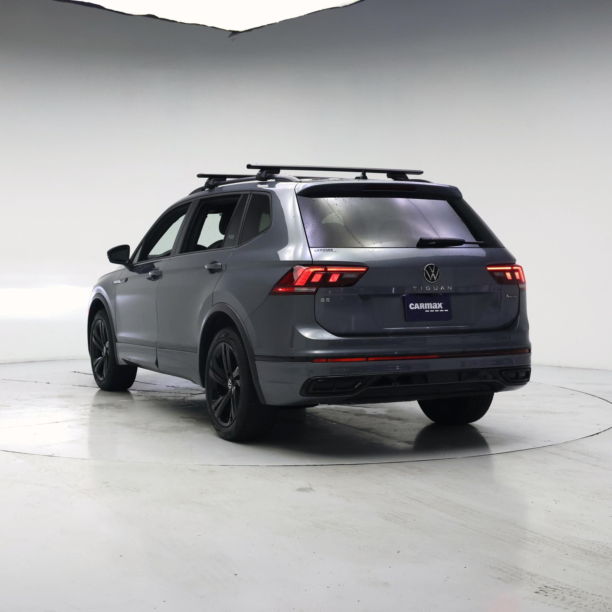 Thumbnail: 2024 Volkswagen Tiguan - 2