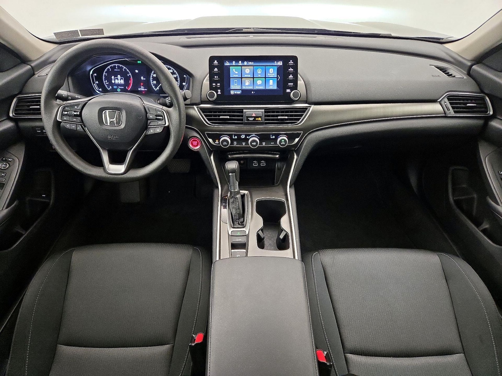 Apple CarPlay® & Android Auto™