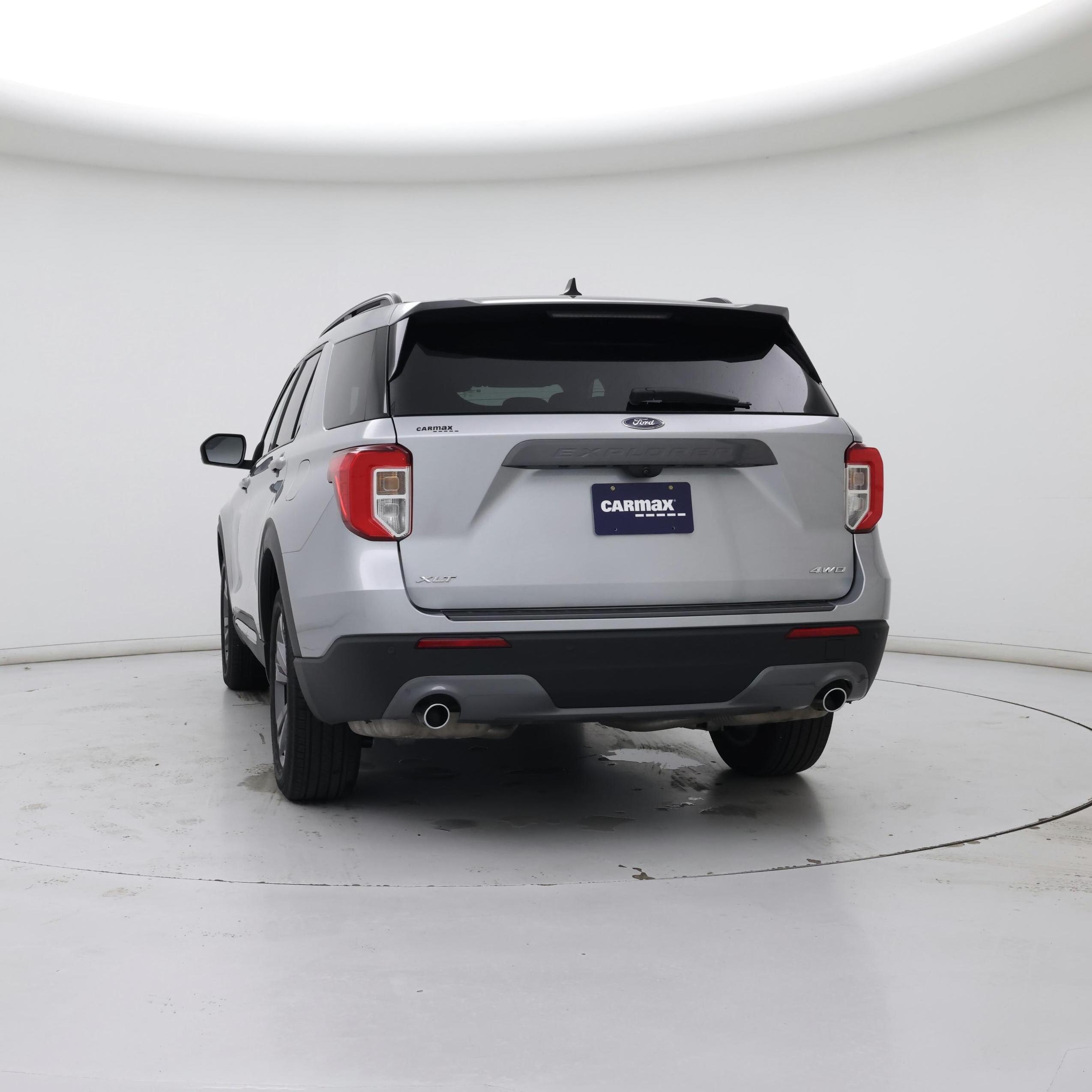 Thumbnail: 2022 Ford Explorer - 6
