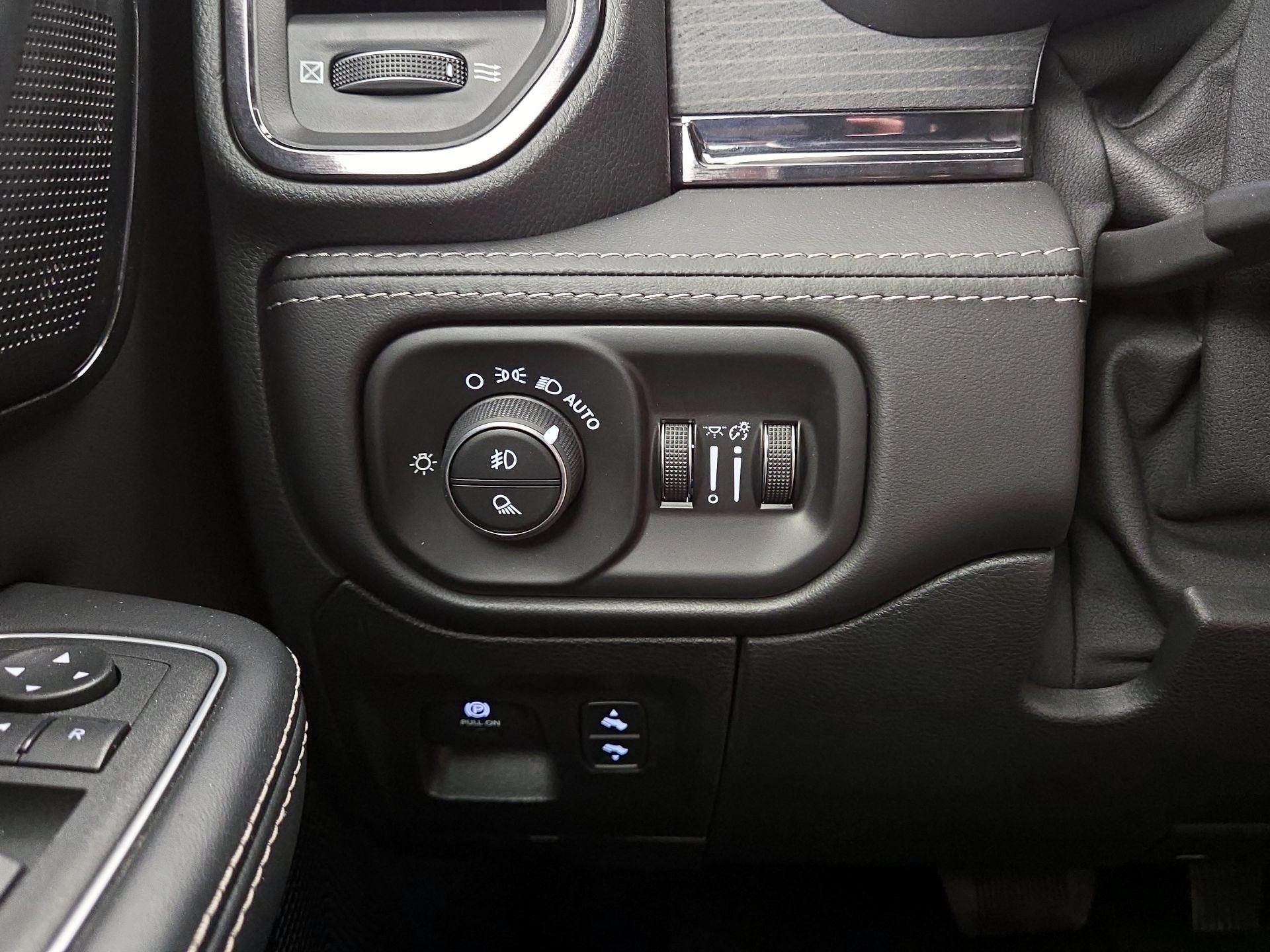 Thumbnail: 2022 RAM 1500 - 13