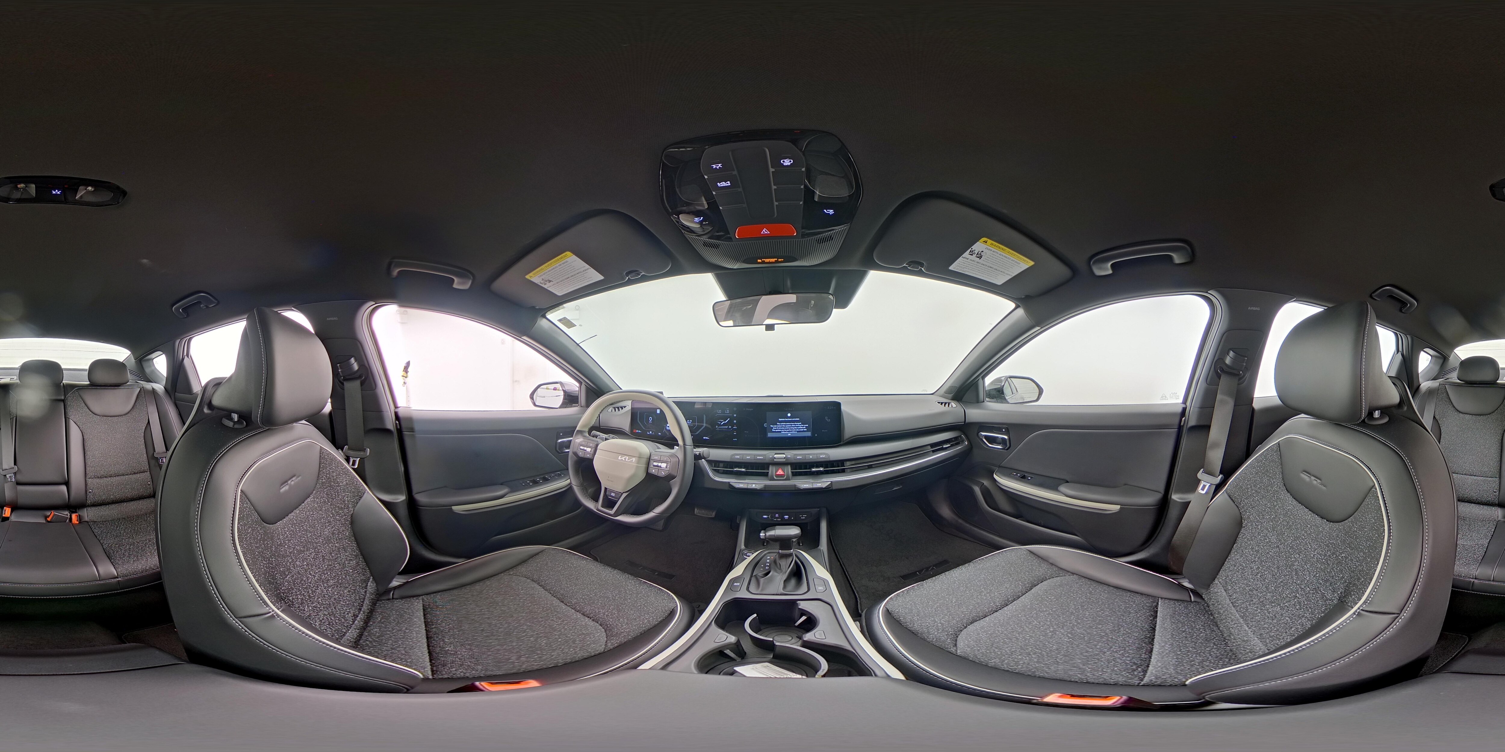 2025 Kia K4 GT-Line - Photo 25