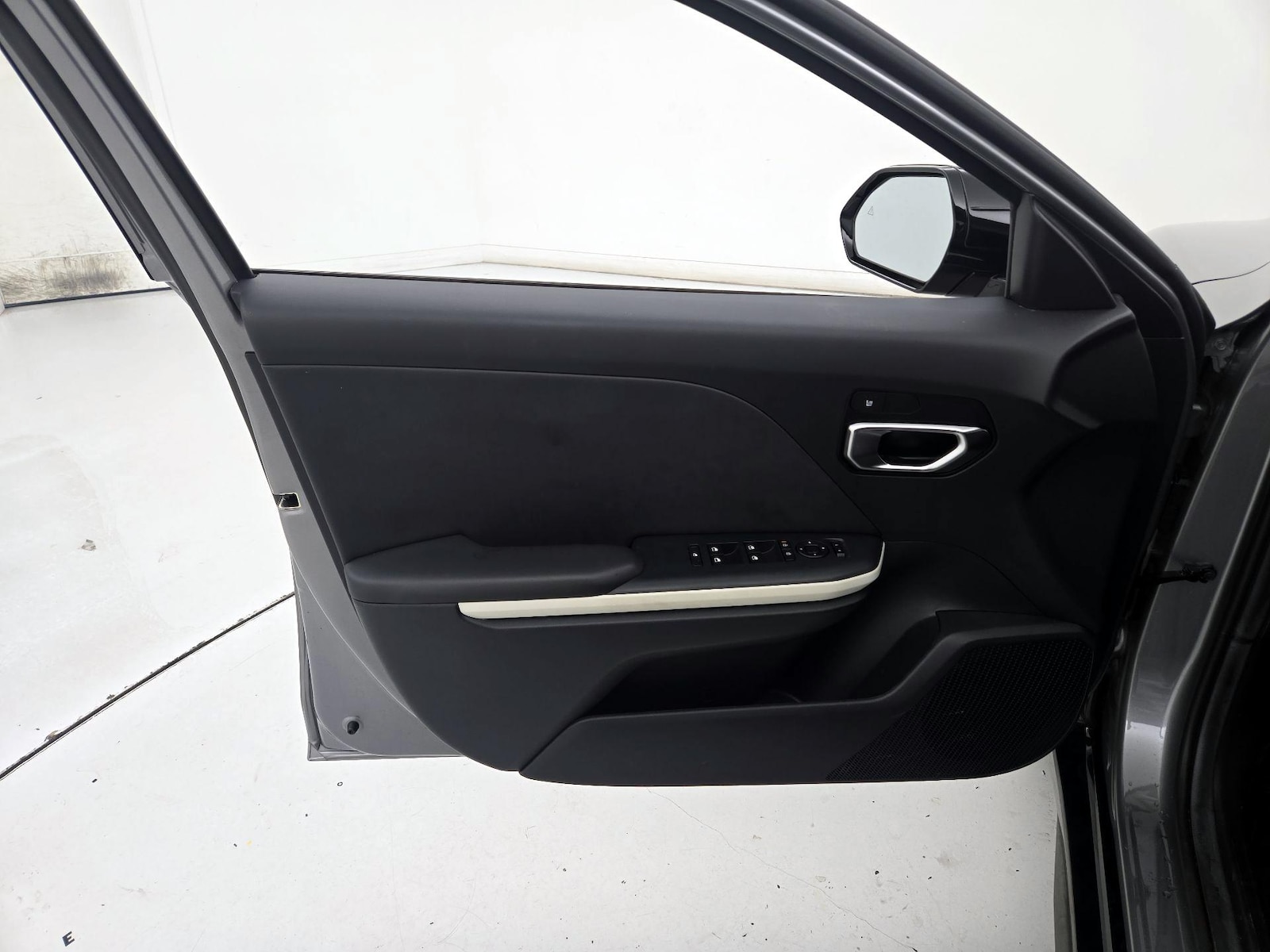 2025 Kia K4 GT-Line - Photo 13