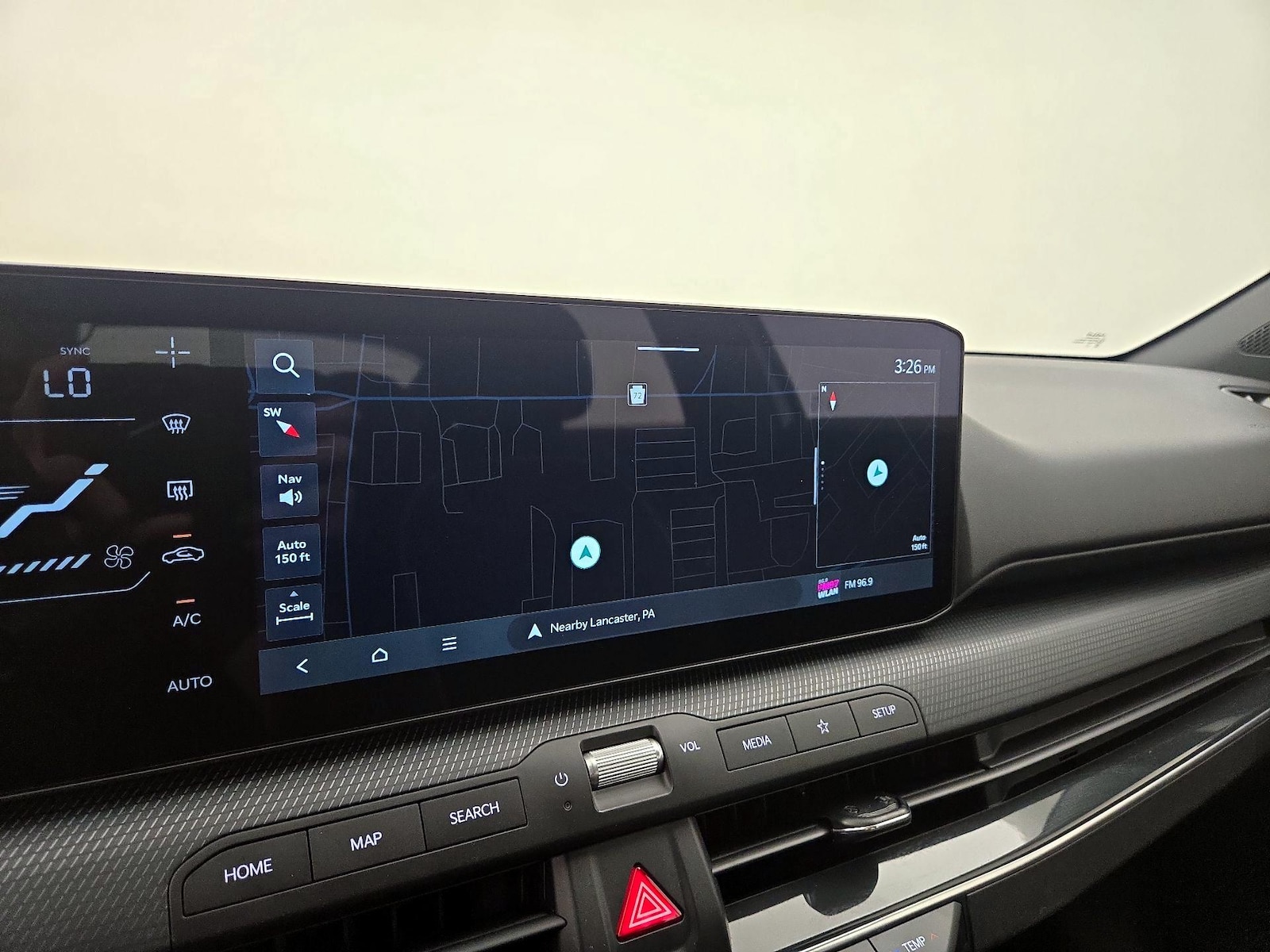 2025 Kia K4 GT-Line - Photo 15