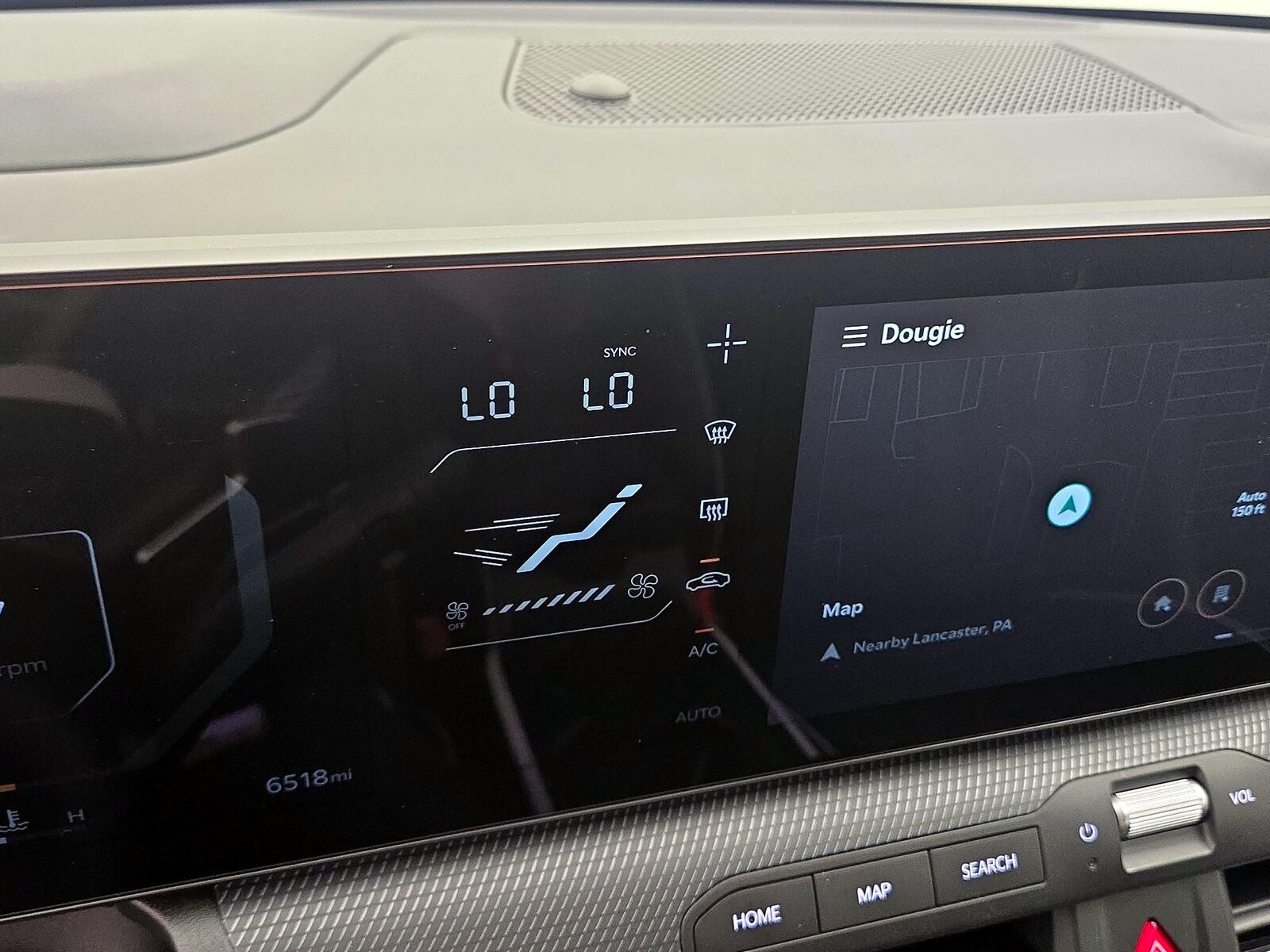 2025 Kia K4 GT-Line - Photo 18