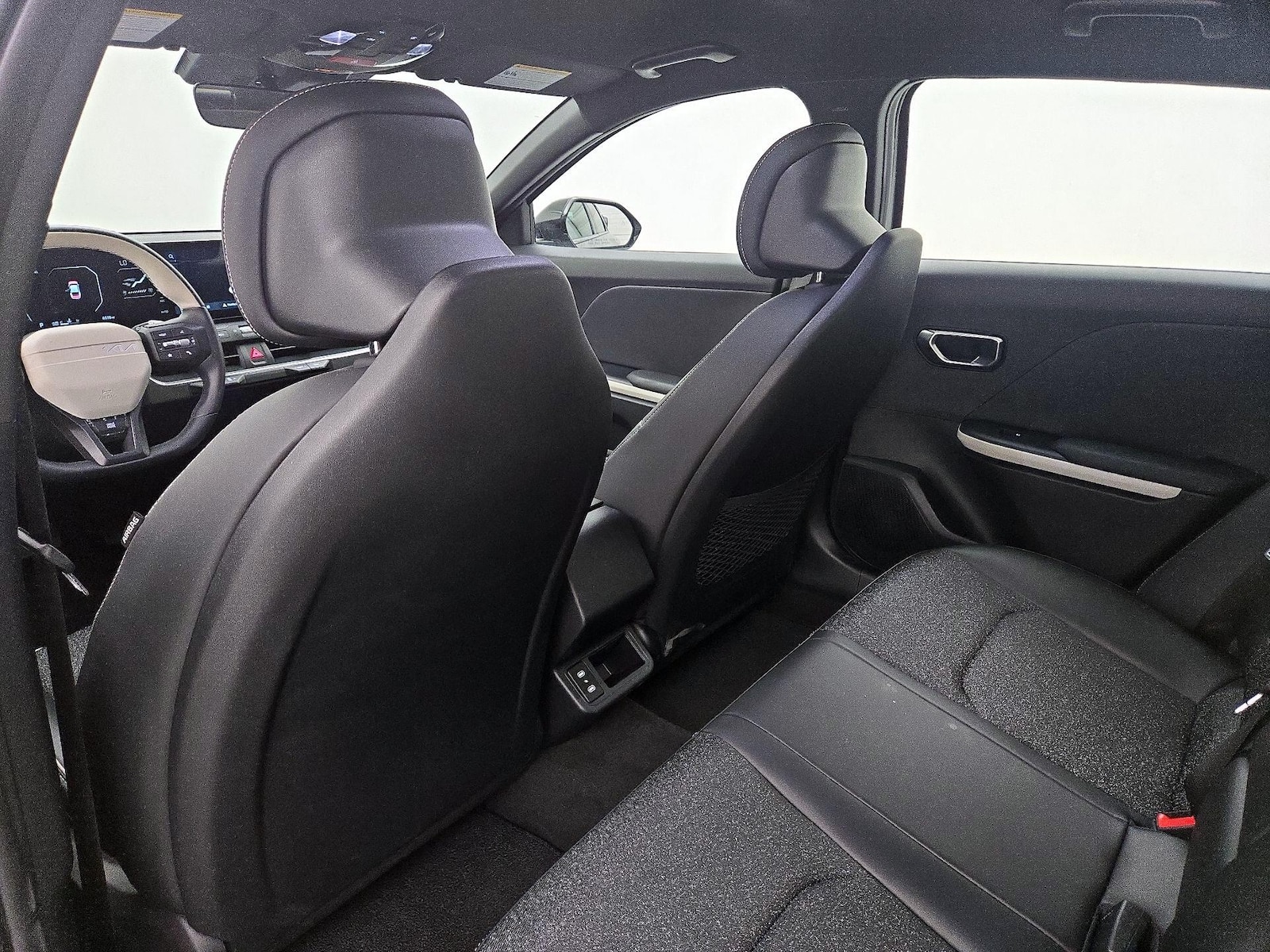 2025 Kia K4 GT-Line - Photo 21