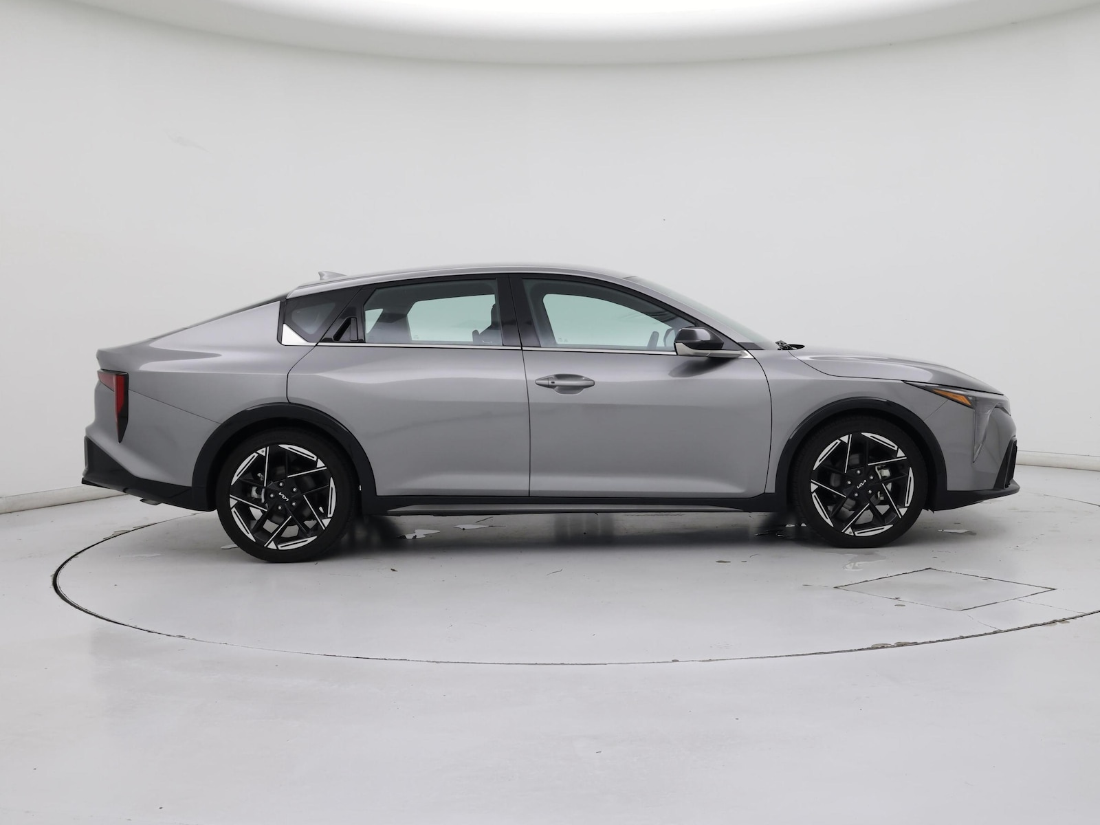 2025 Kia K4 GT-Line - Photo 8