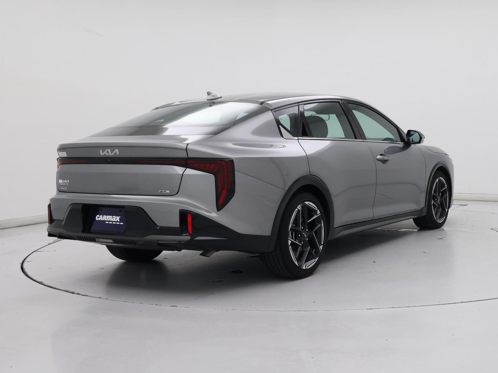 2025 Kia K4 GT-Line - Photo 9