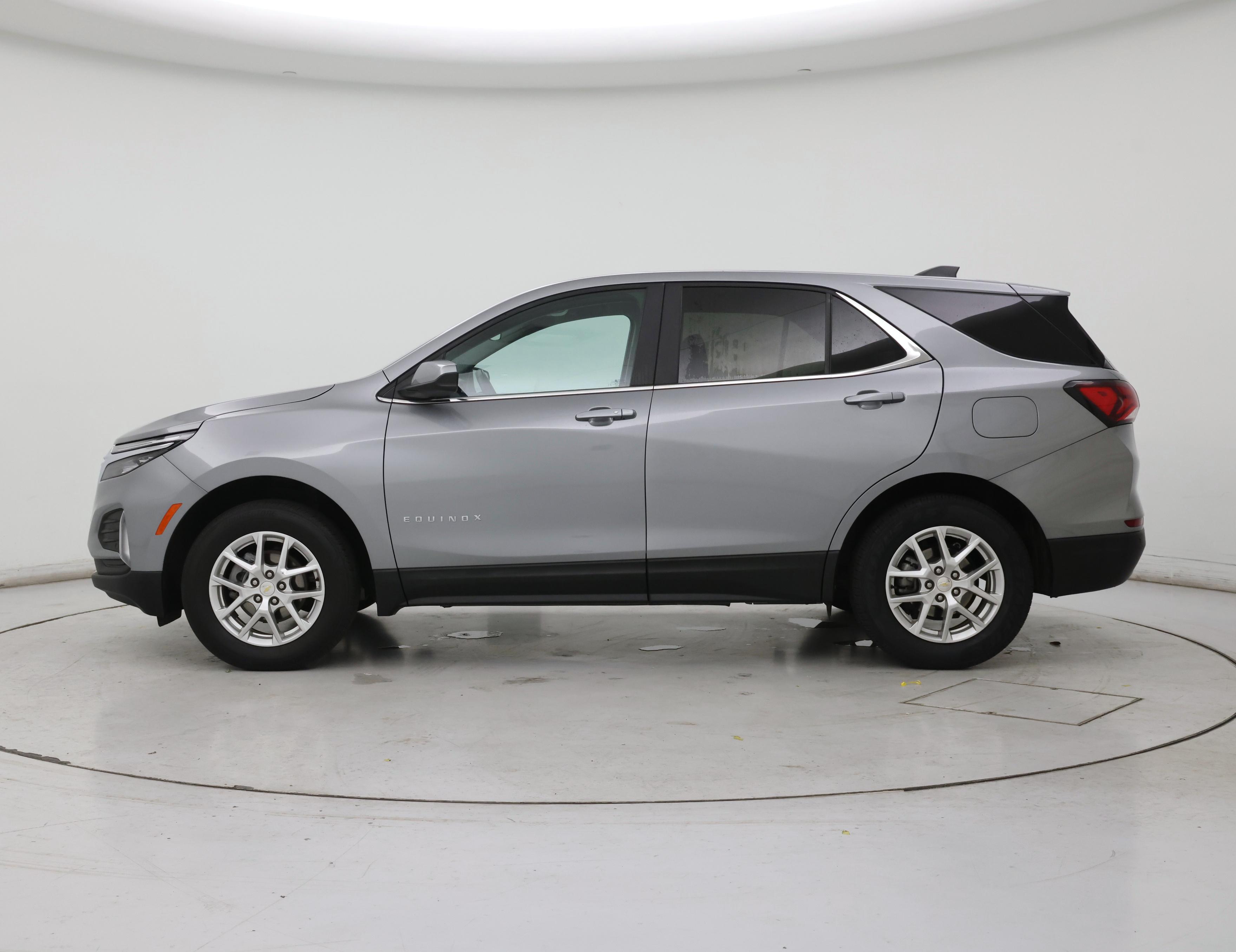 Thumbnail: 2024 Chevrolet Equinox - 3