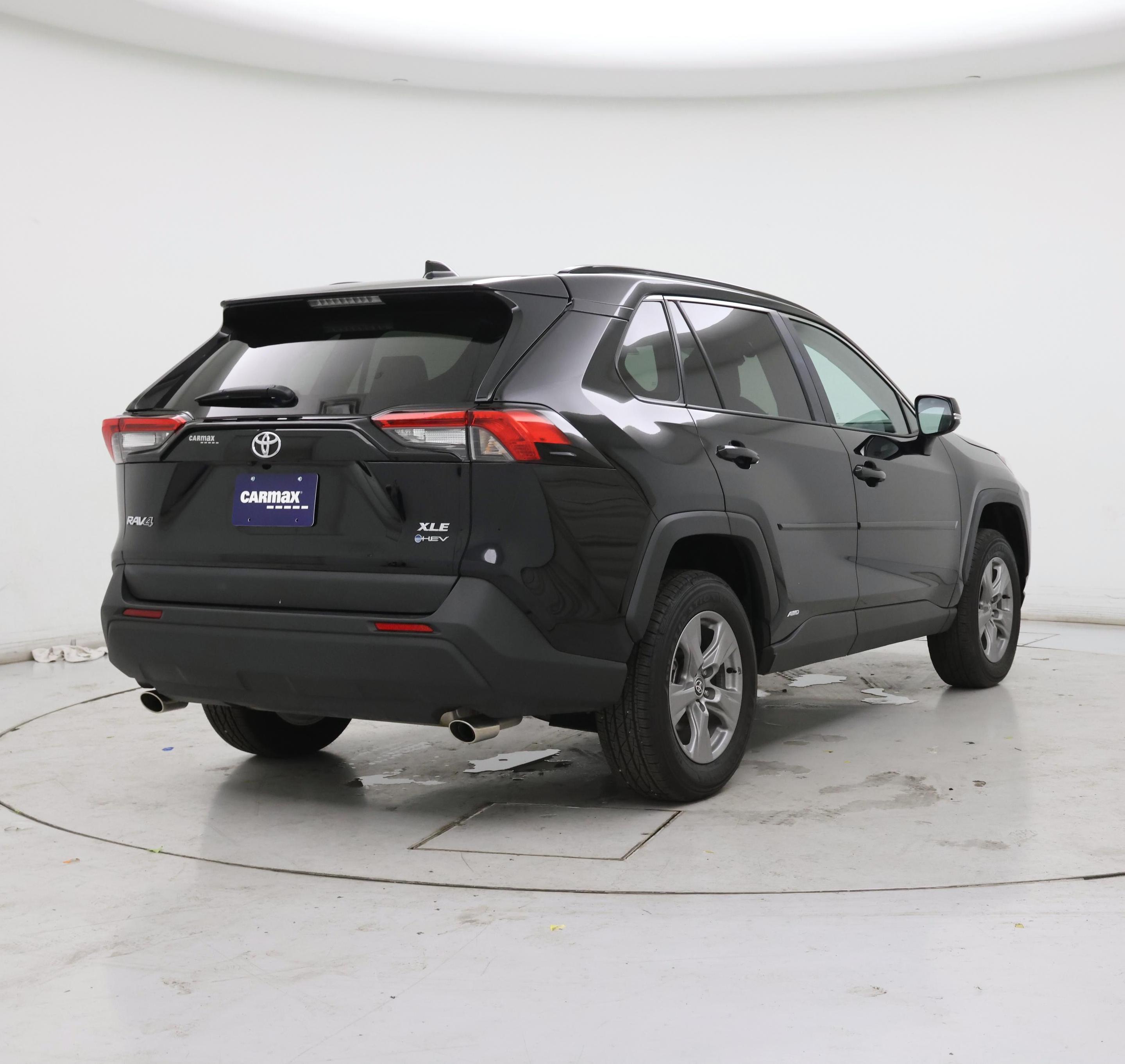 Thumbnail: 2025 Toyota RAV4 - 8