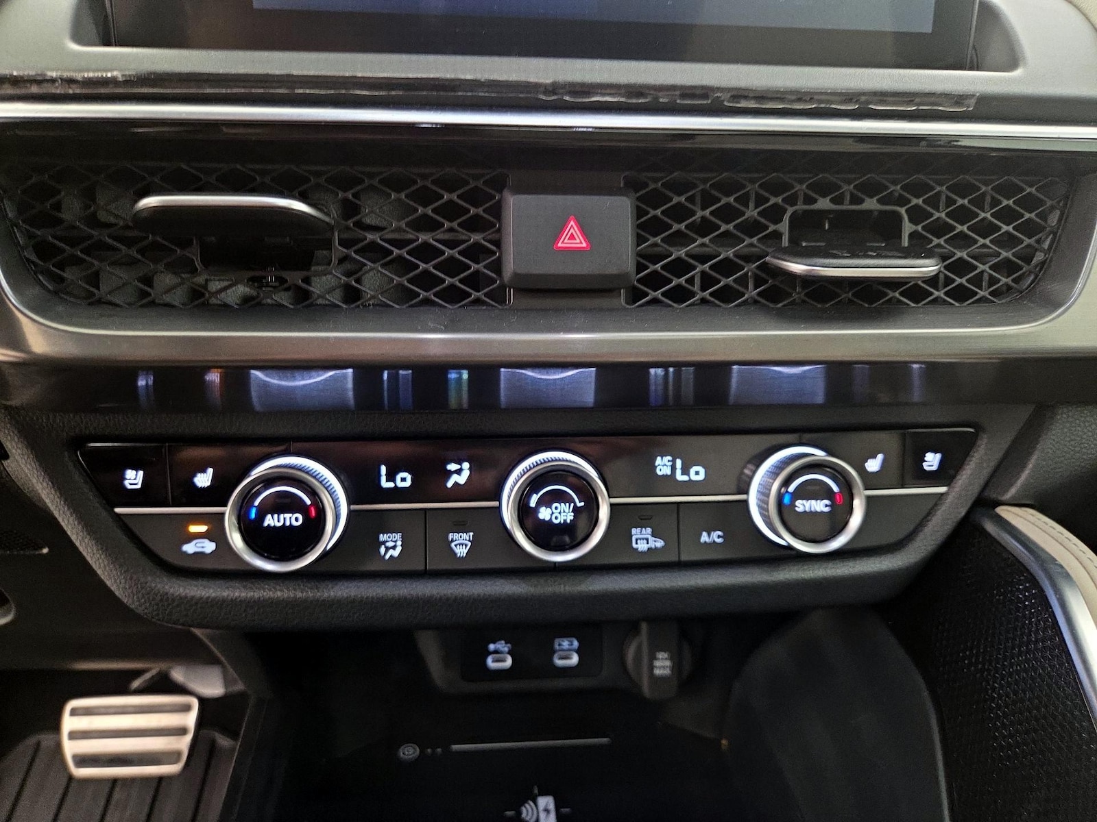 2025 Acura ADX A-Spec Package - Photo 17