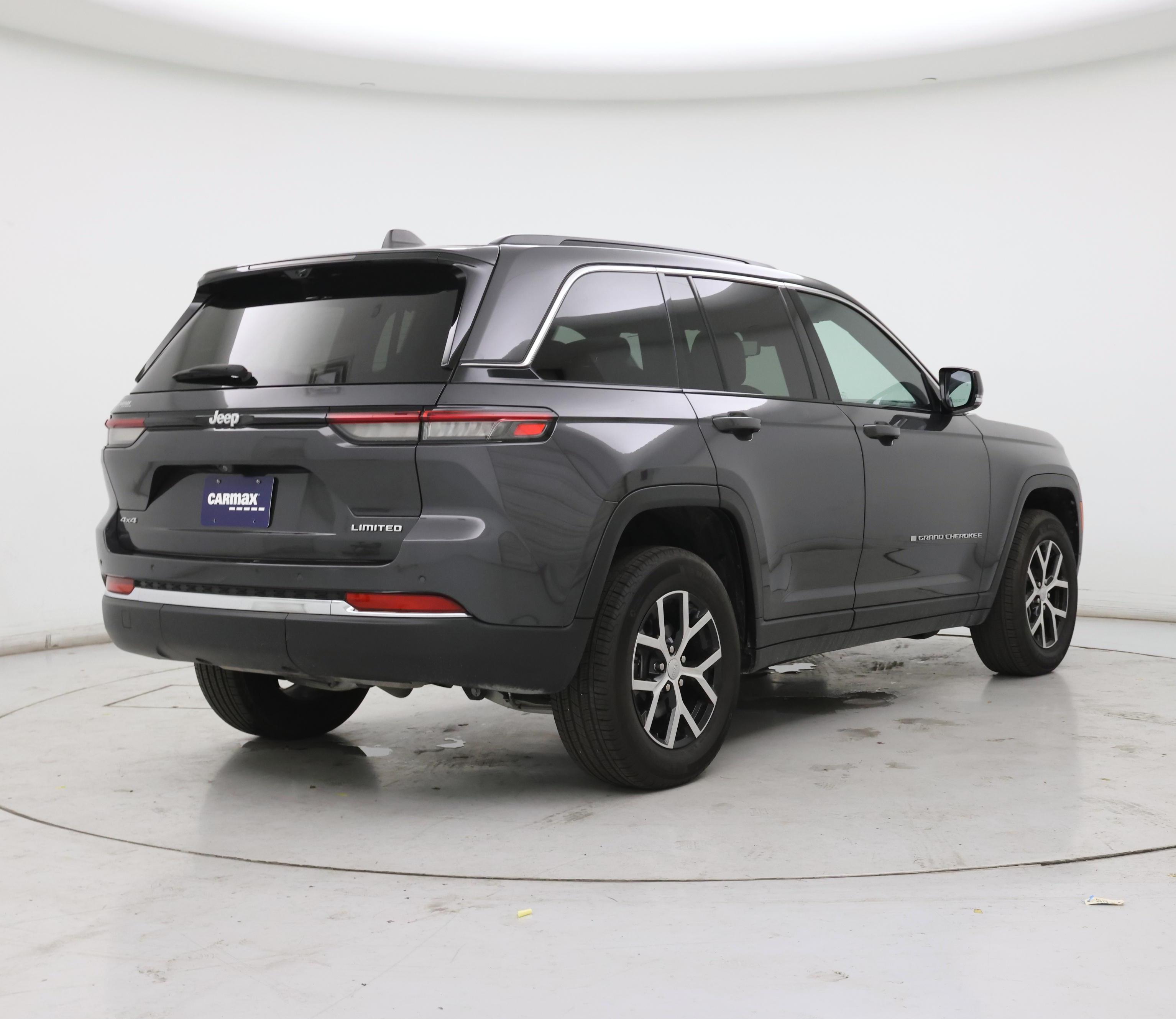 Thumbnail: 2024 Jeep Grand Cherokee - 8