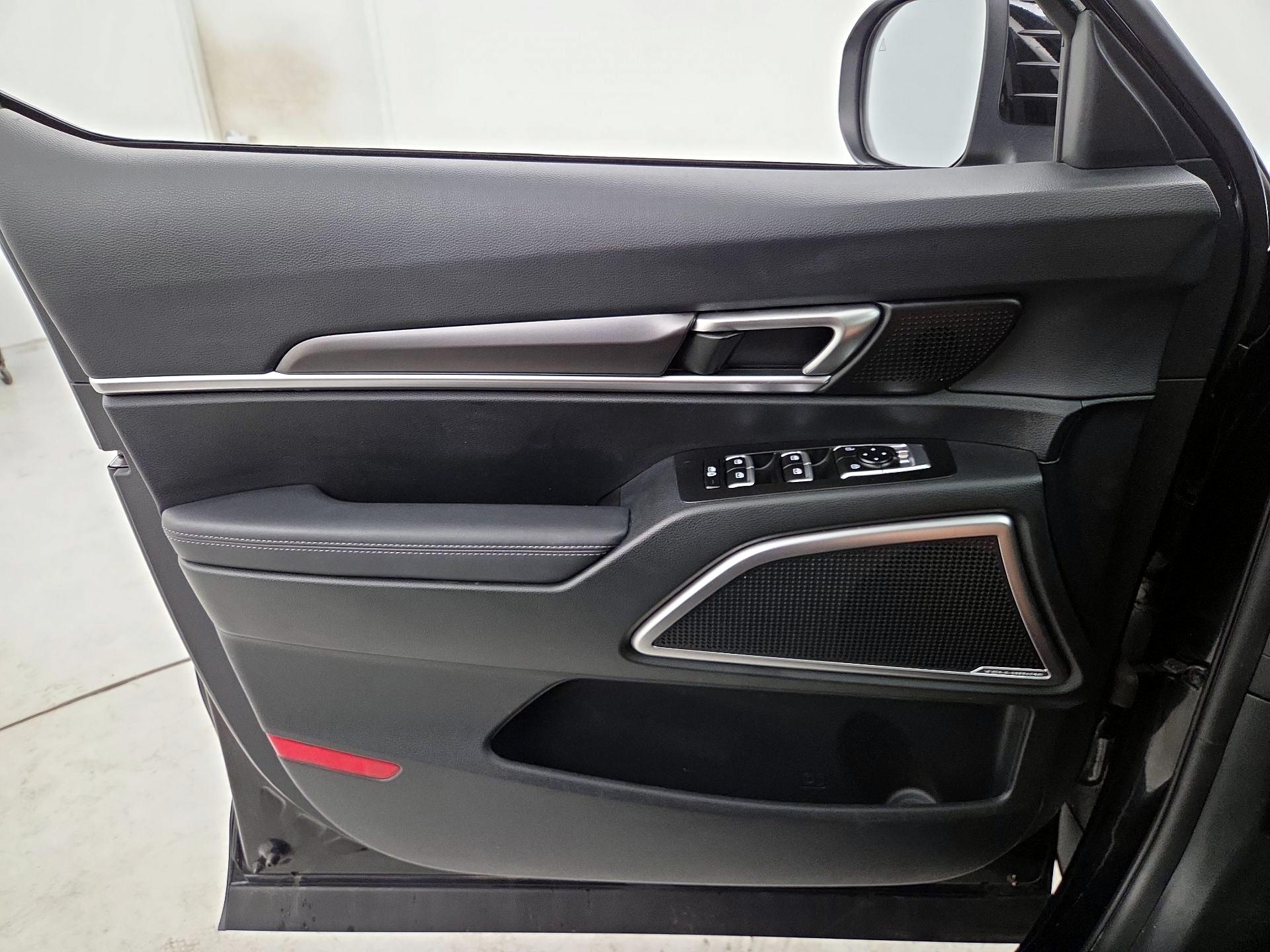 Thumbnail: 2025 Kia Telluride - 12