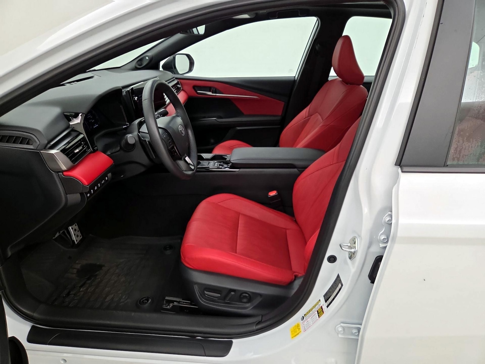 2026 Toyota Camry XSE - Photo 12