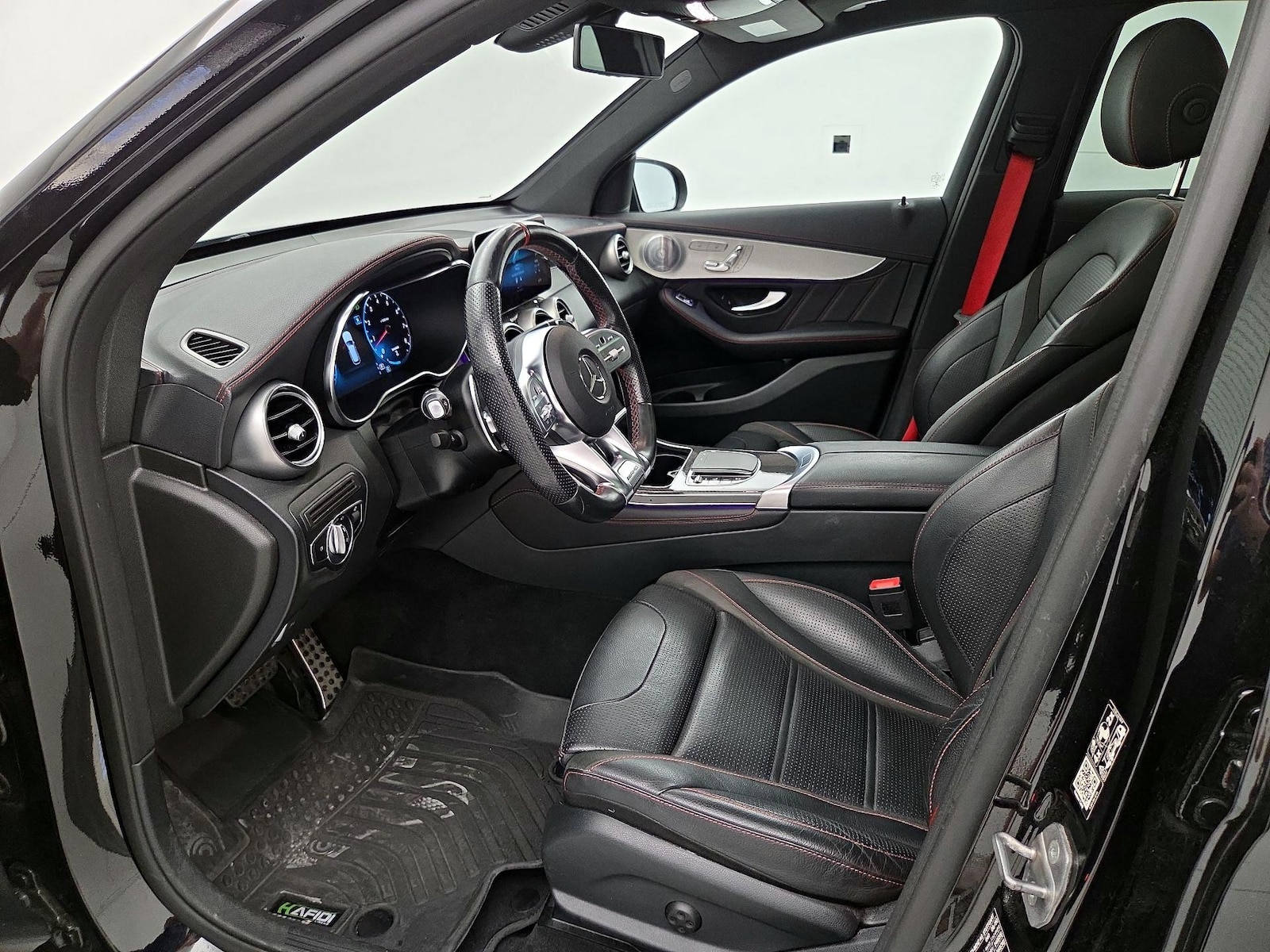 2020 Mercedes-Benz GLC AMG GLC43 - Photo 12