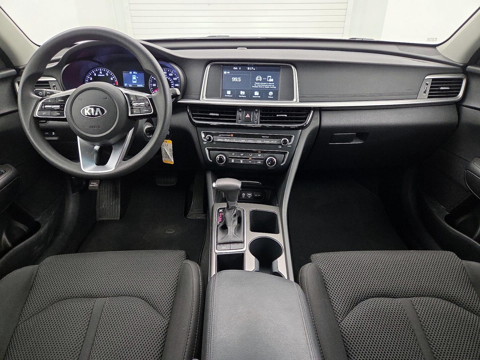 Apple CarPlay® & Android Auto™
