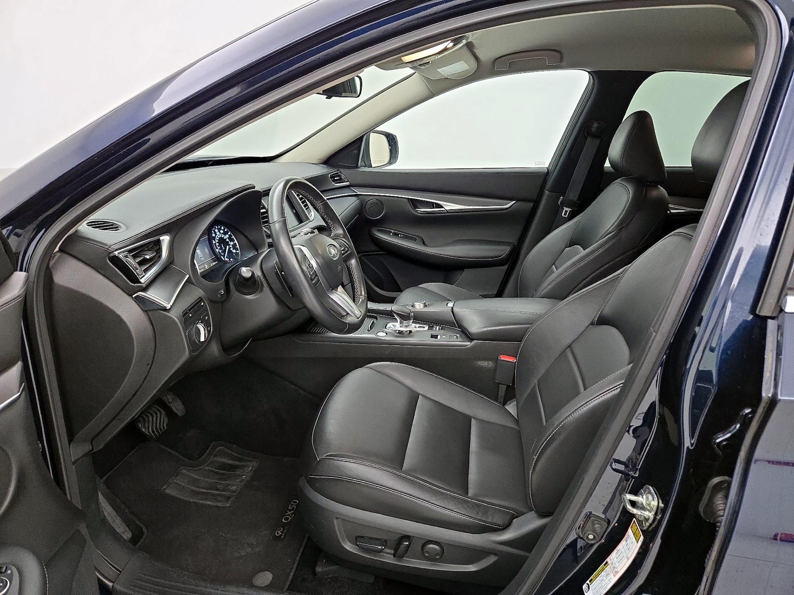 Power Seat(s) & Side Airbags