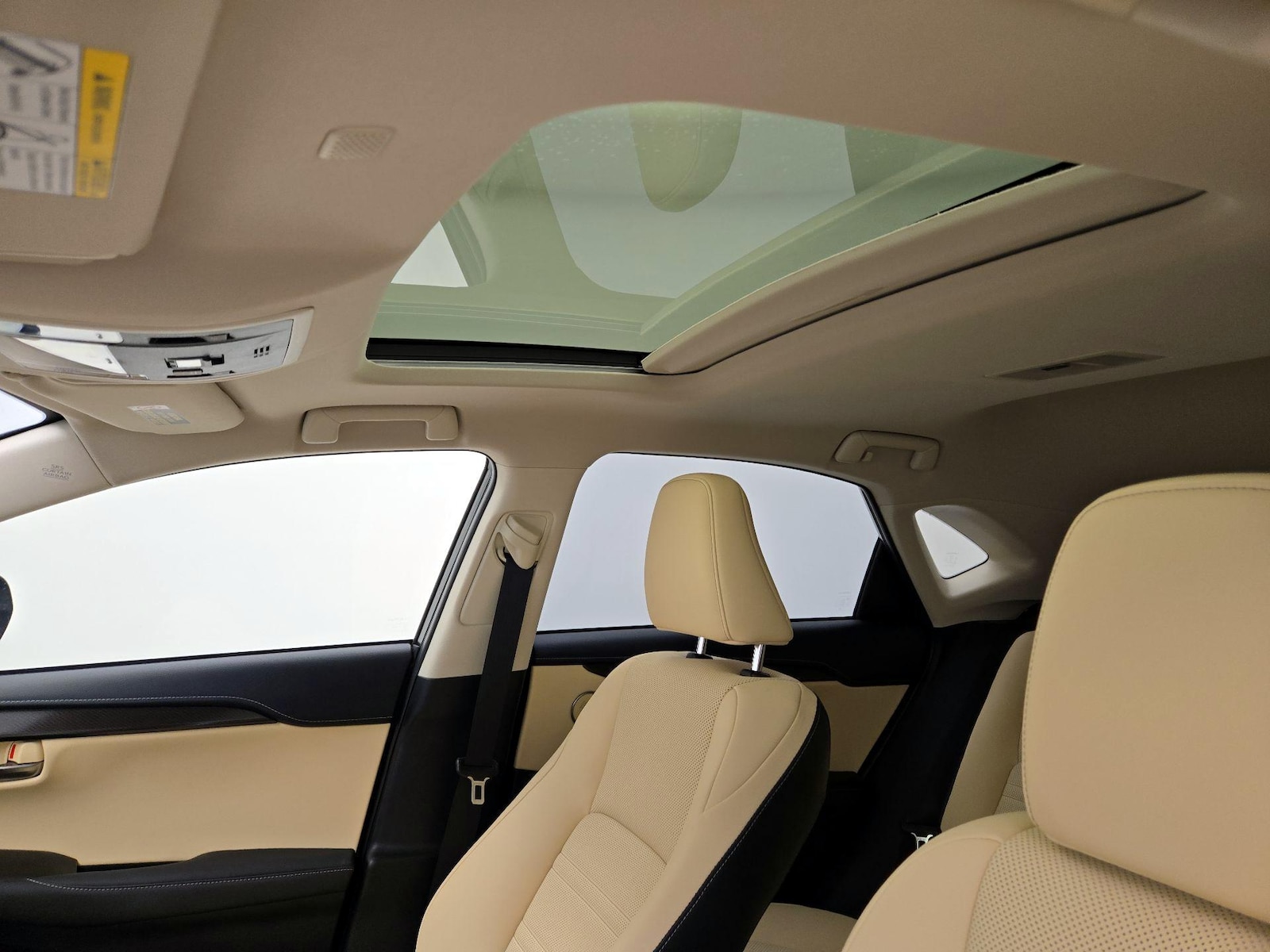 Sunroof(s) & Overhead Airbags
