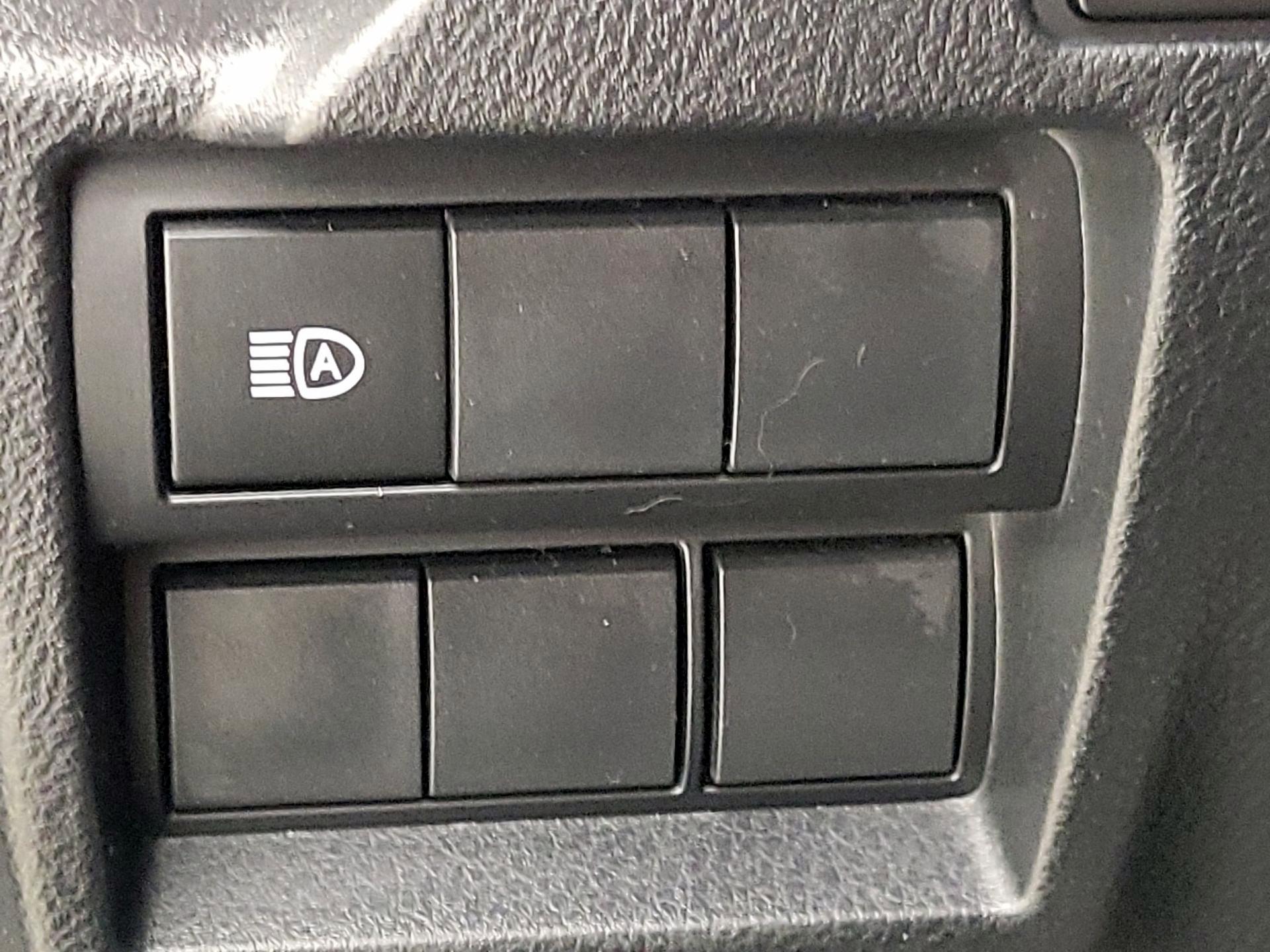 Thumbnail: 2021 Lexus IS - 13