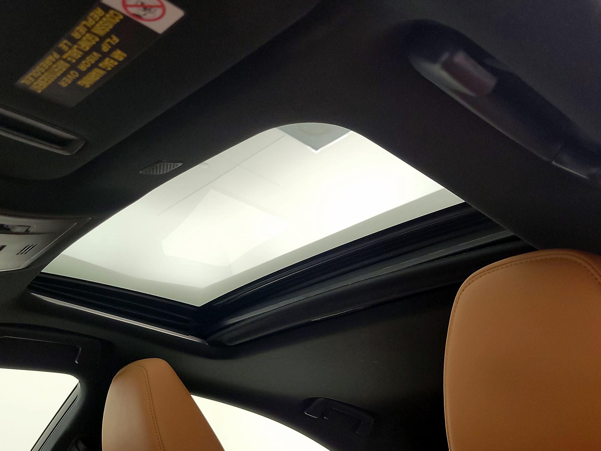 Thumbnail: 2021 Lexus IS - 19