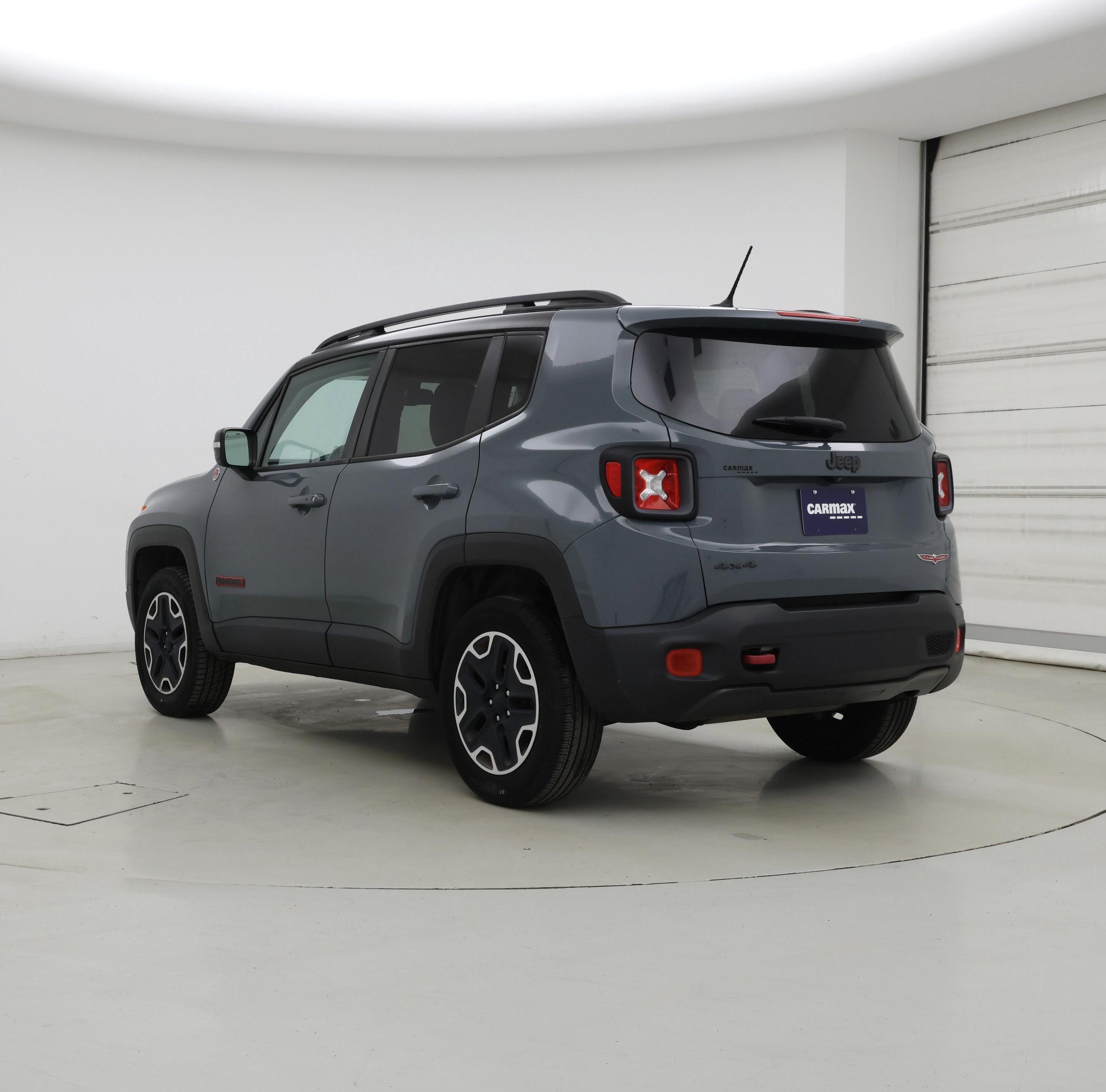 Thumbnail: 2016 Jeep Renegade - 2