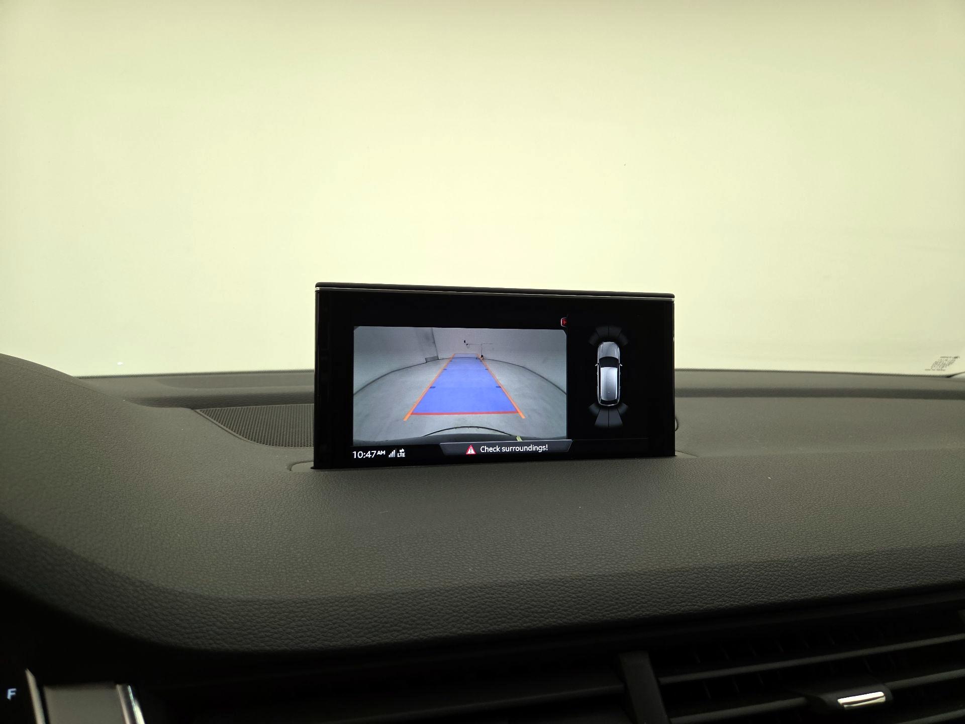 Thumbnail: 2019 Audi Q7 - 15