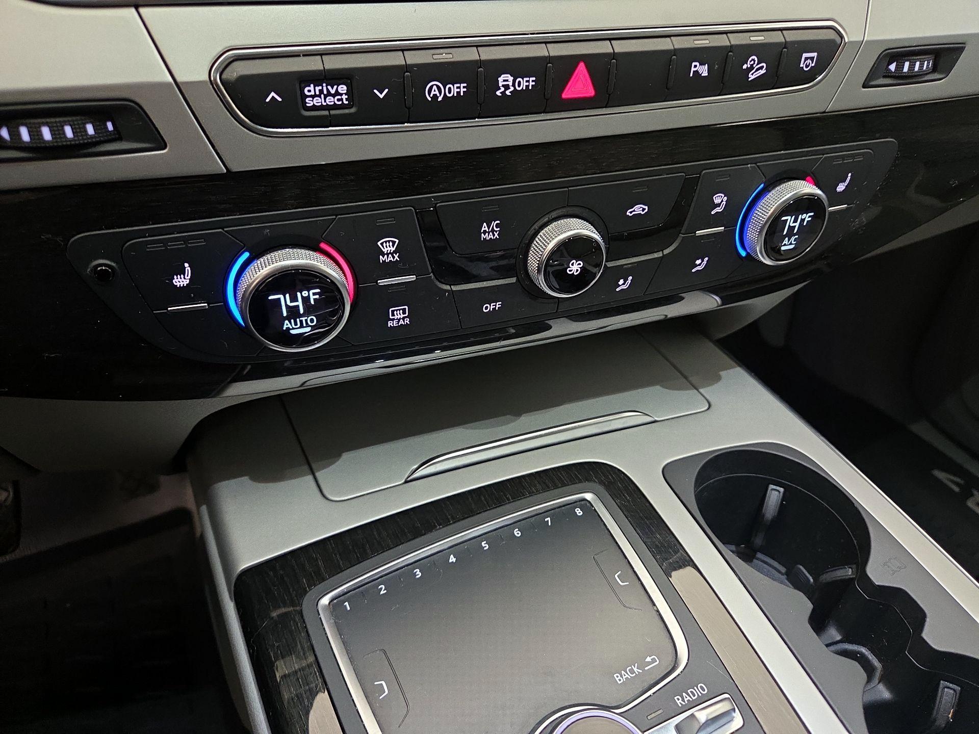 Thumbnail: 2019 Audi Q7 - 17