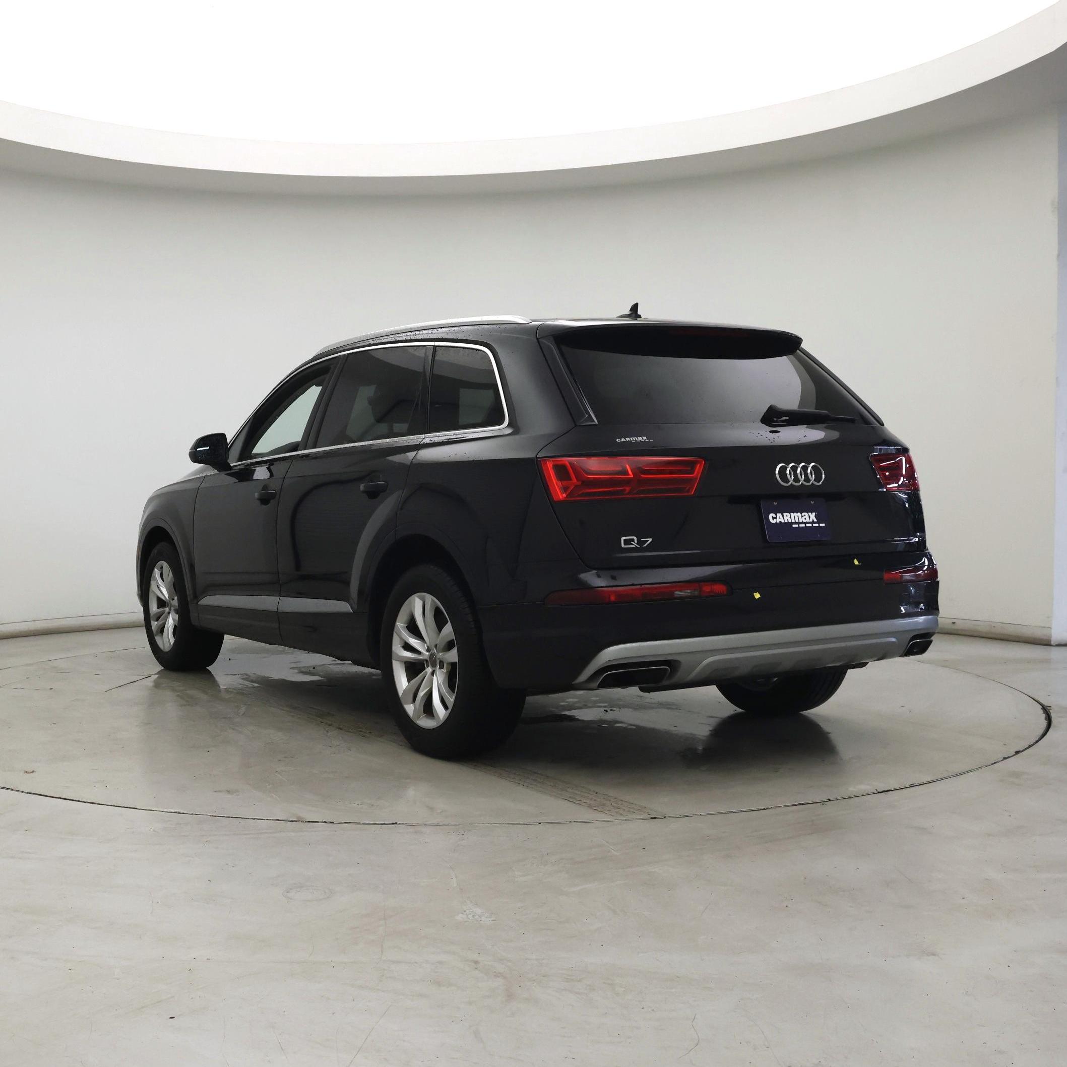 Thumbnail: 2019 Audi Q7 - 2