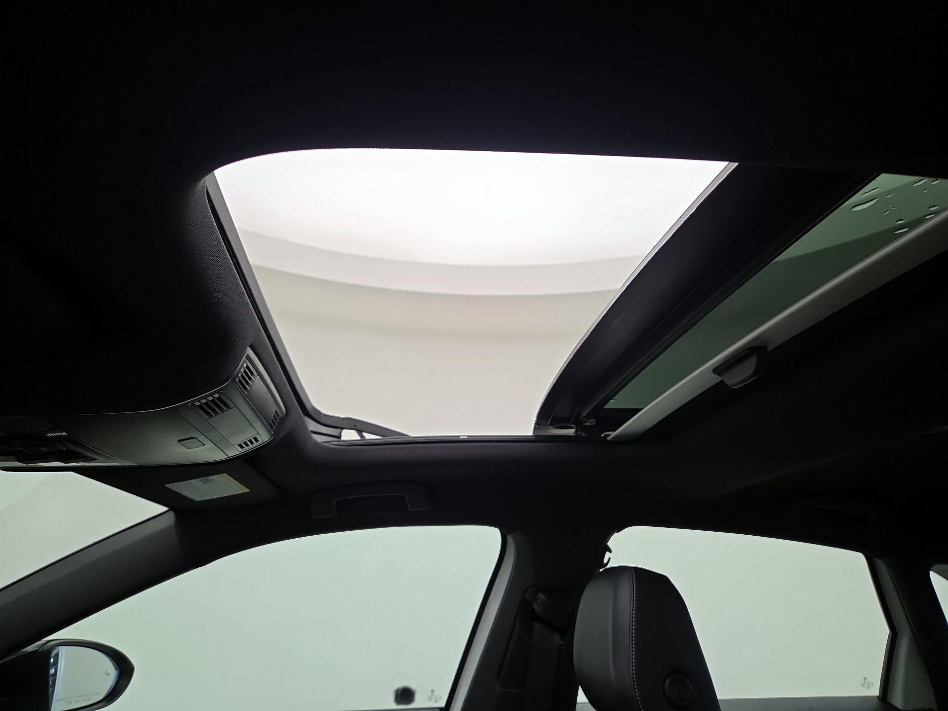 Thumbnail: 2019 Volkswagen Jetta - 19