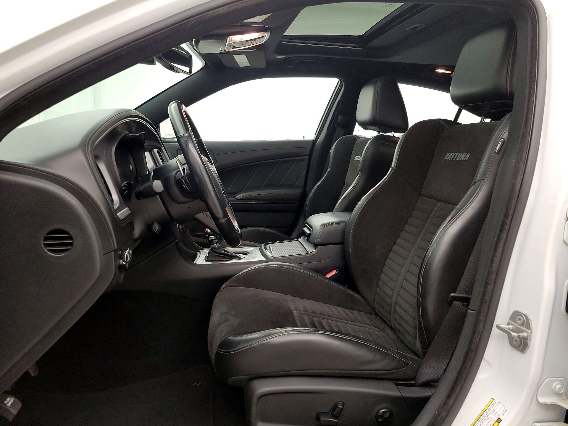 Thumbnail: 2020 Dodge Charger - 11