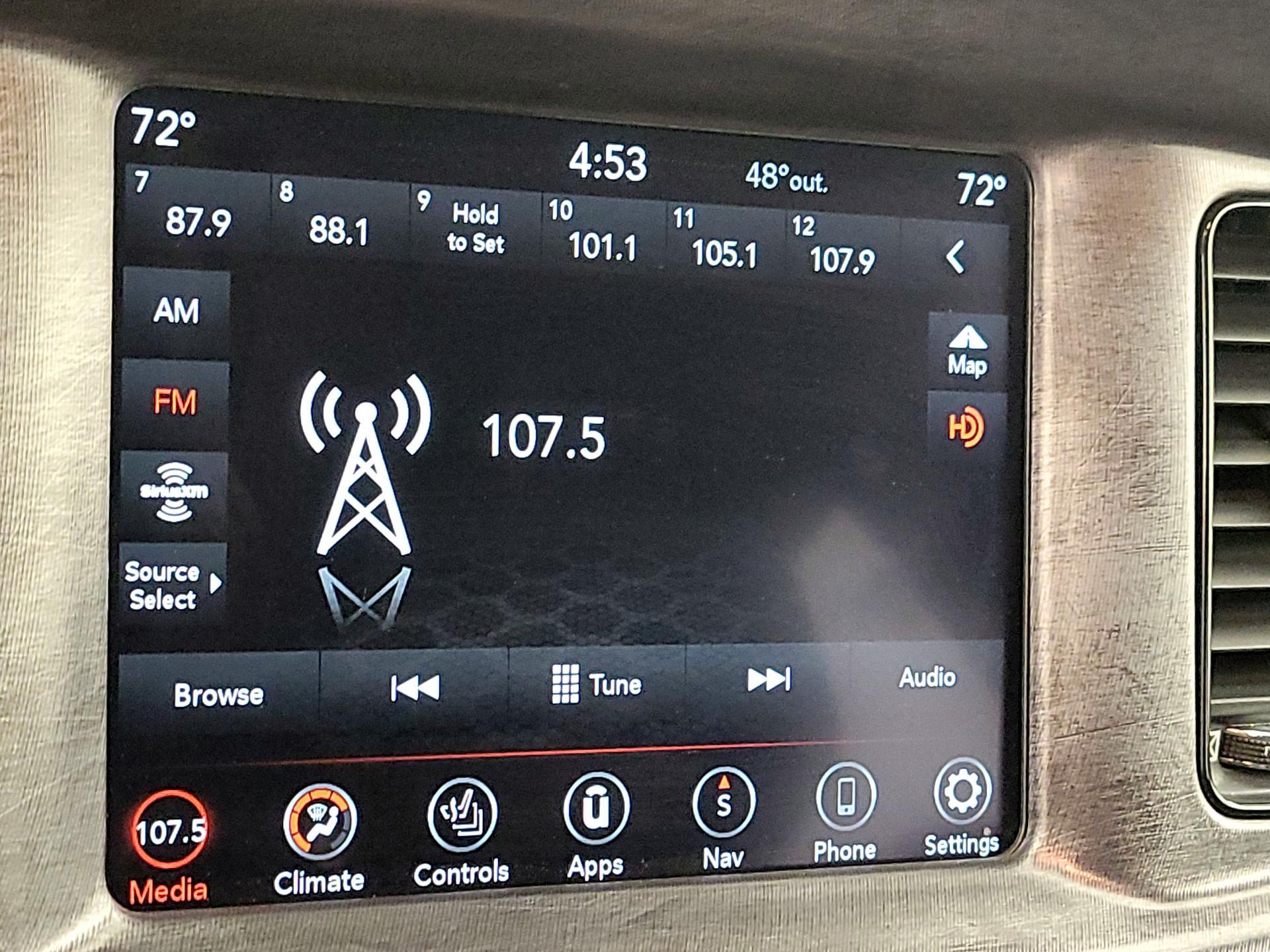 Thumbnail: 2020 Dodge Charger - 16