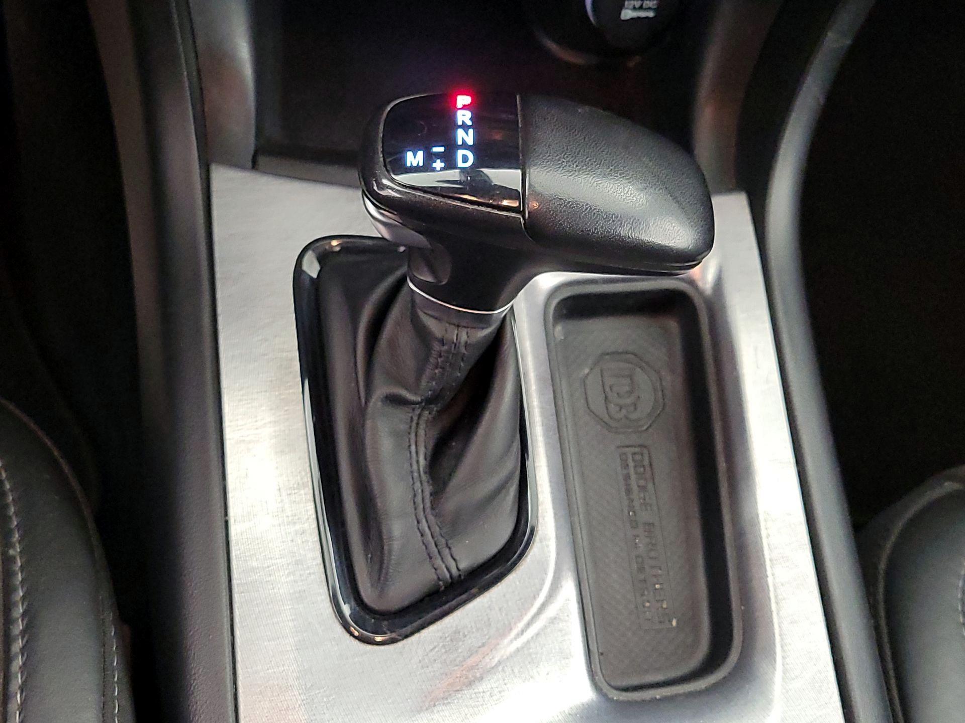 Thumbnail: 2020 Dodge Charger - 18