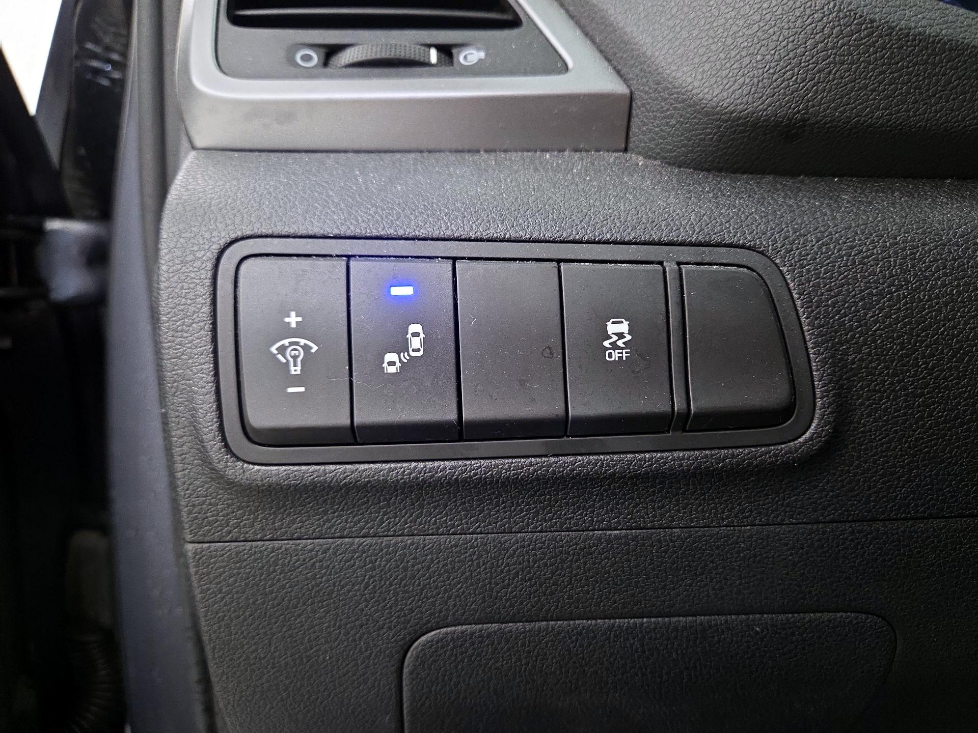 Thumbnail: 2017 Hyundai Tucson - 13