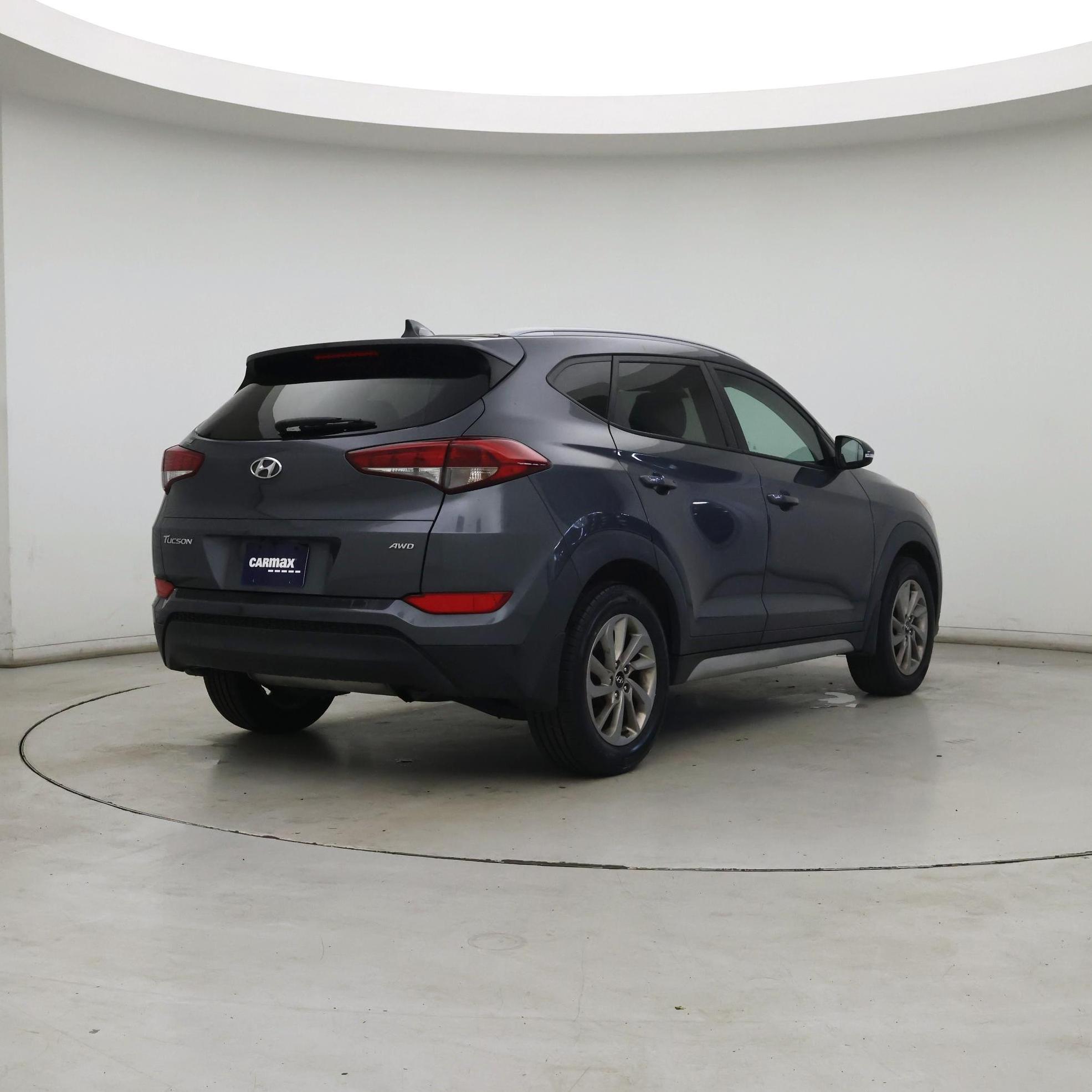 Thumbnail: 2017 Hyundai Tucson - 8