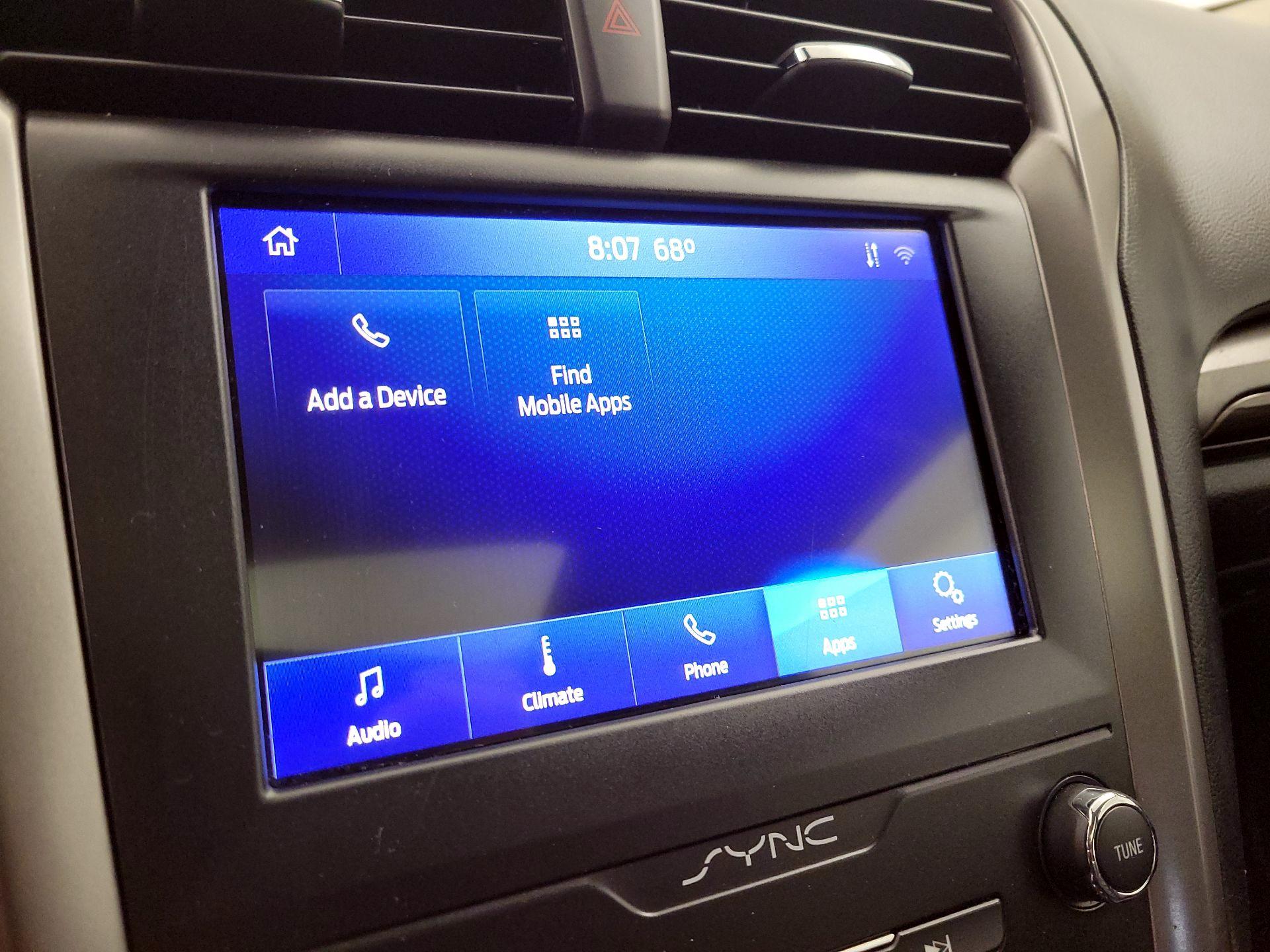 Thumbnail: 2020 Ford Fusion - 14