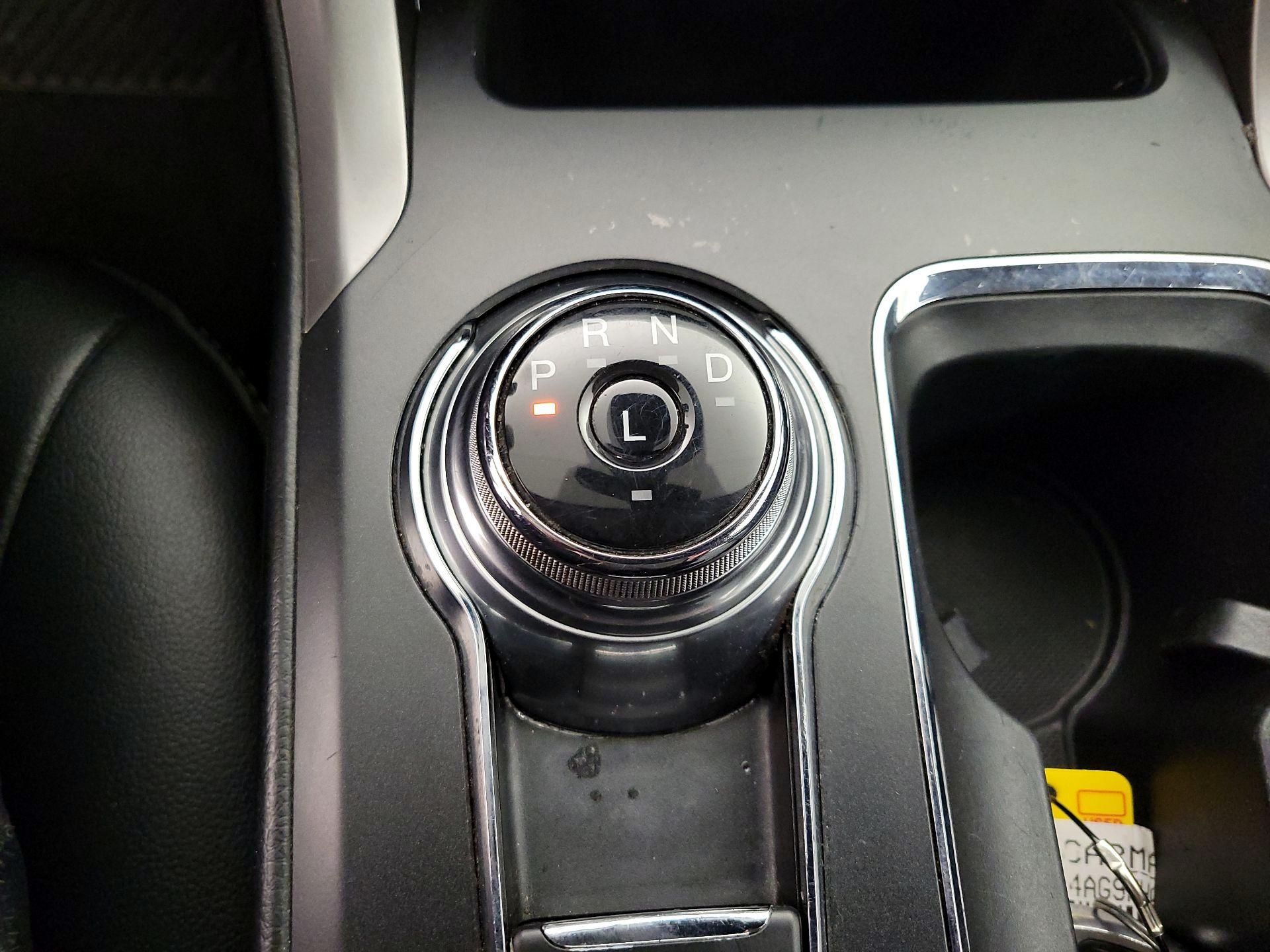 Thumbnail: 2020 Ford Fusion - 18