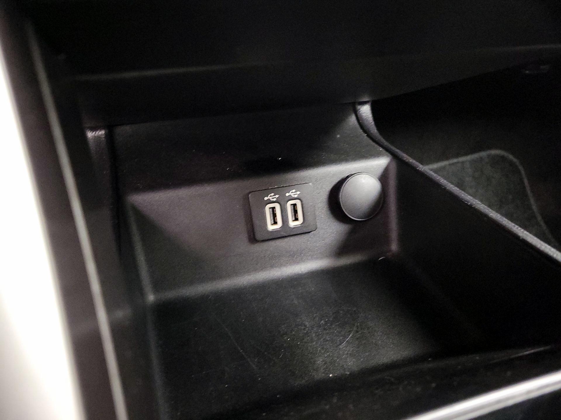 Thumbnail: 2020 Ford Fusion - 19