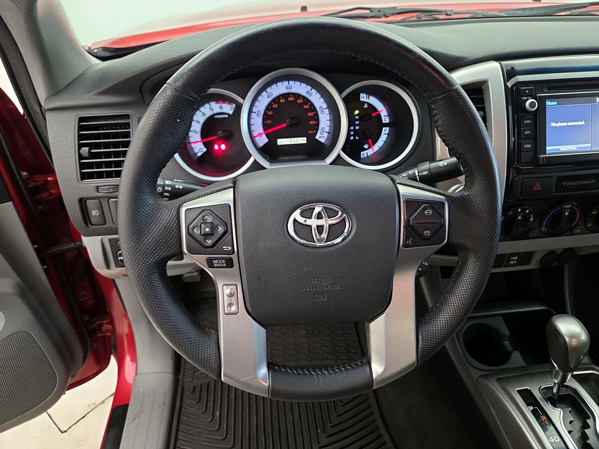 Thumbnail: 2015 Toyota Tacoma - 10