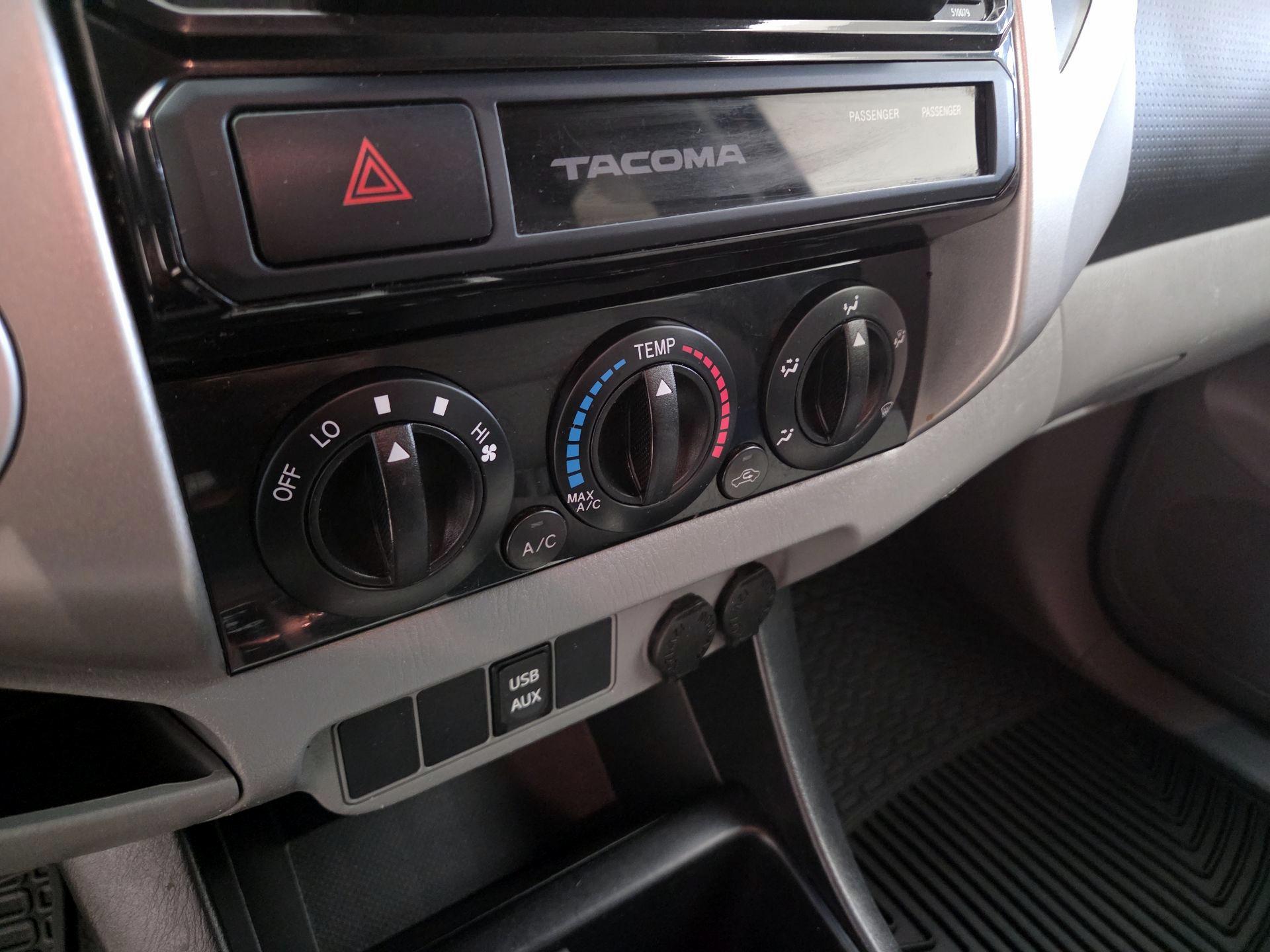 Thumbnail: 2015 Toyota Tacoma - 16