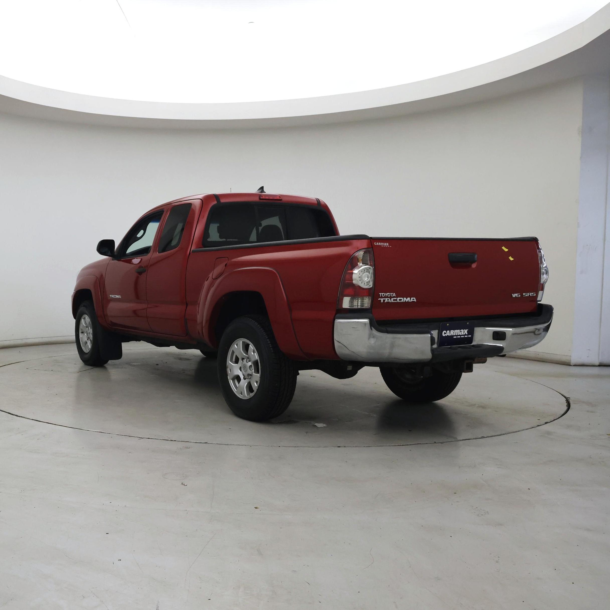 Thumbnail: 2015 Toyota Tacoma - 2