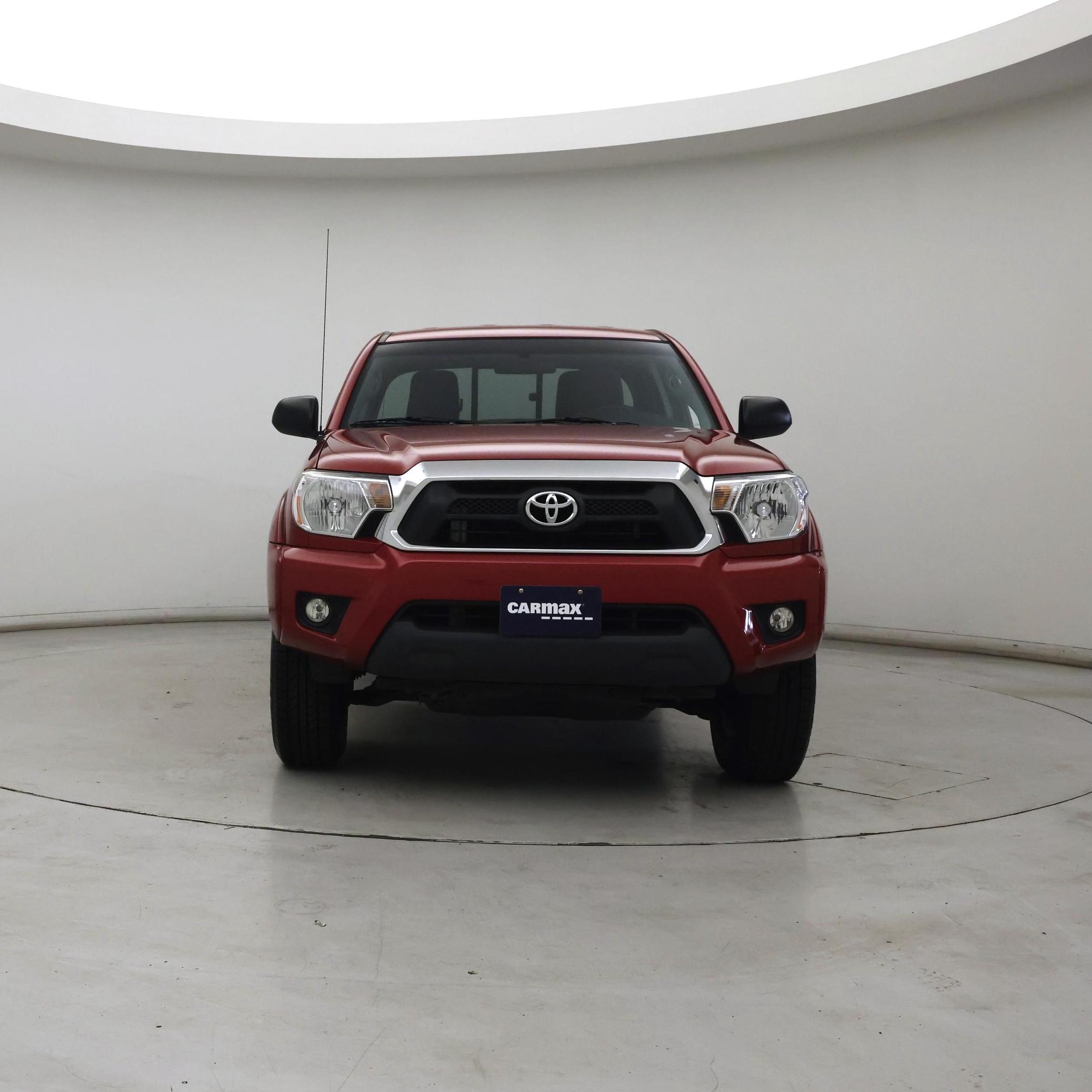 Thumbnail: 2015 Toyota Tacoma - 5
