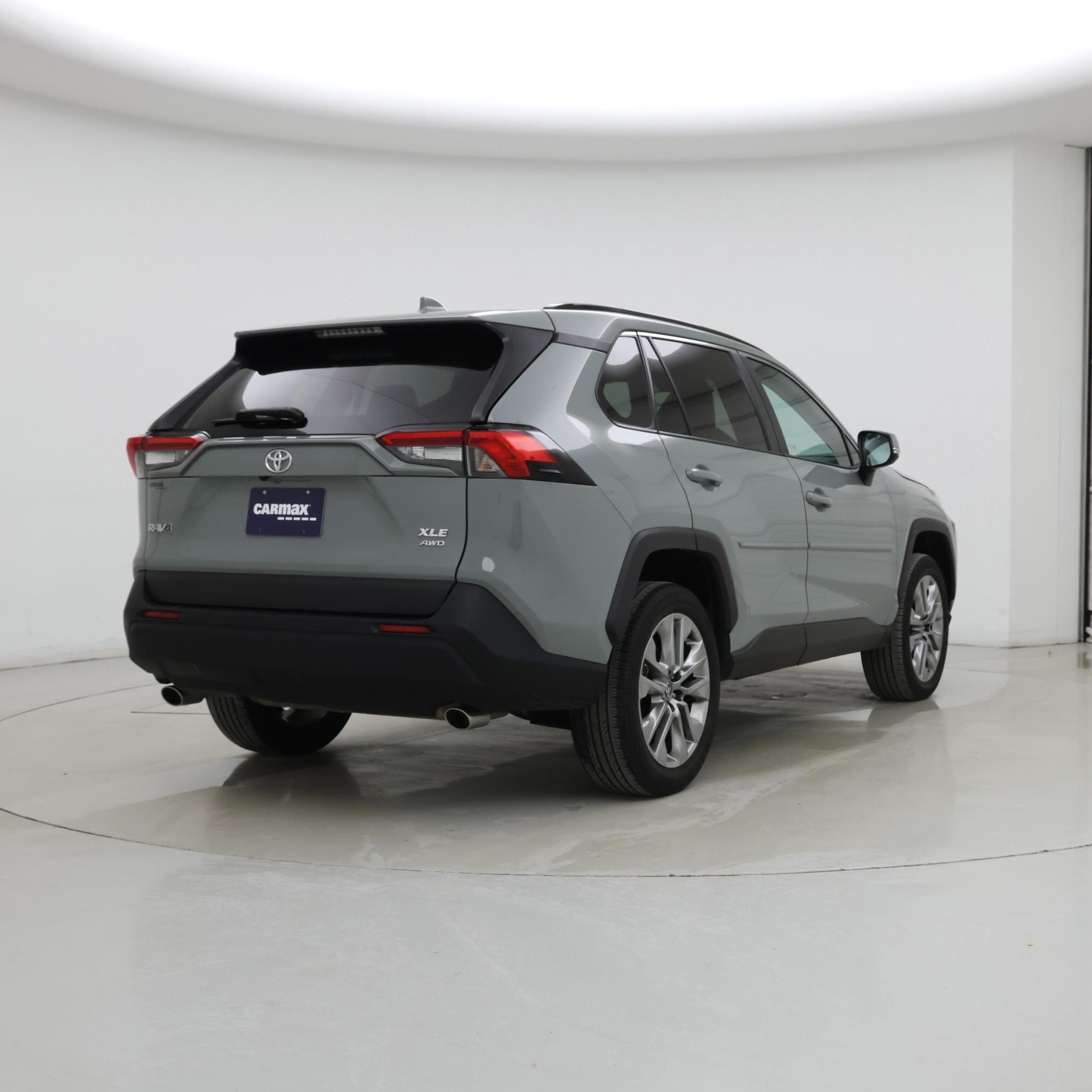 Thumbnail: 2023 Toyota RAV4 - 8