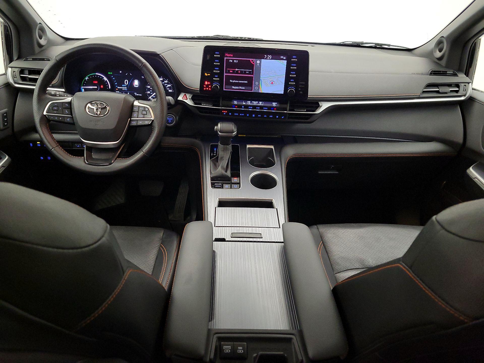 Thumbnail: 2024 Toyota Sienna - 9