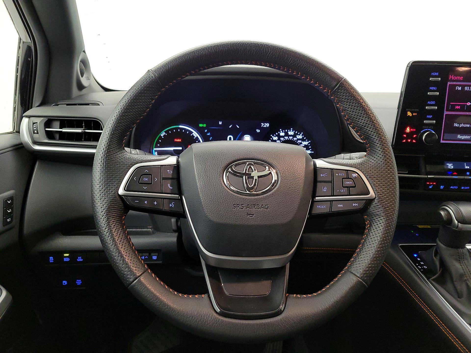 Thumbnail: 2024 Toyota Sienna - 10