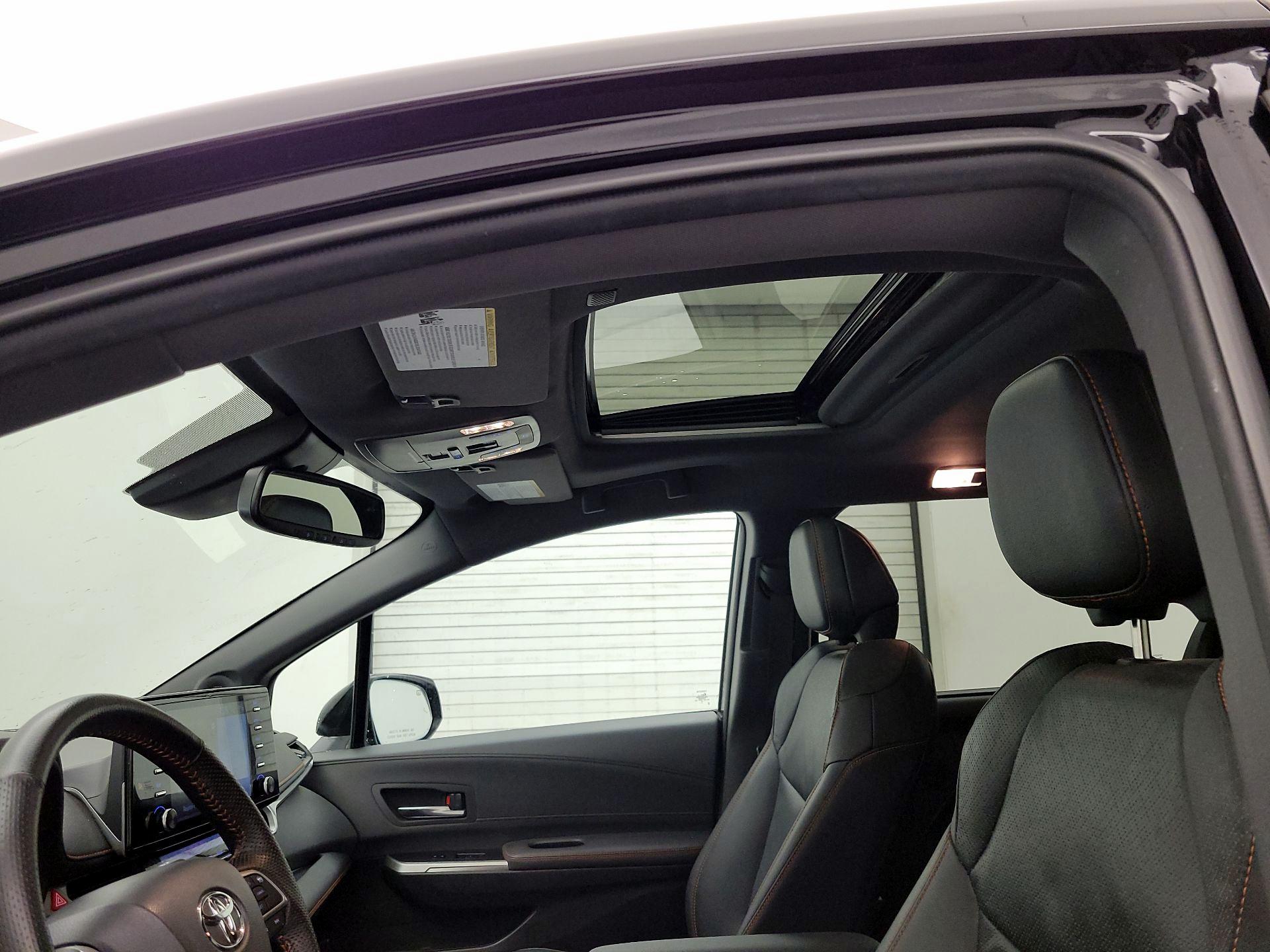 Thumbnail: 2024 Toyota Sienna - 20